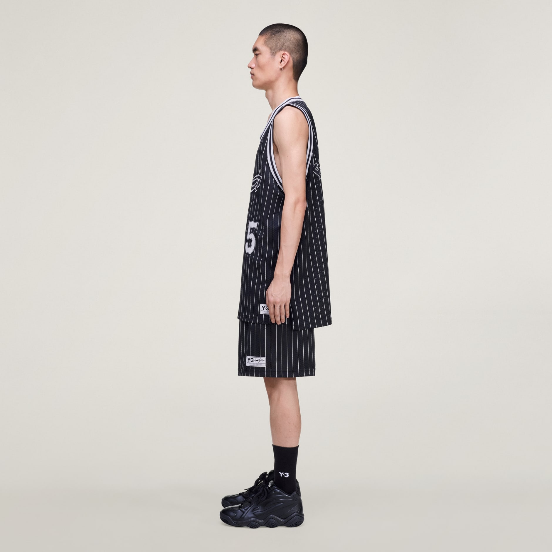 PANTALONI SCURȚI Y-3 MESH PINSTRIPE