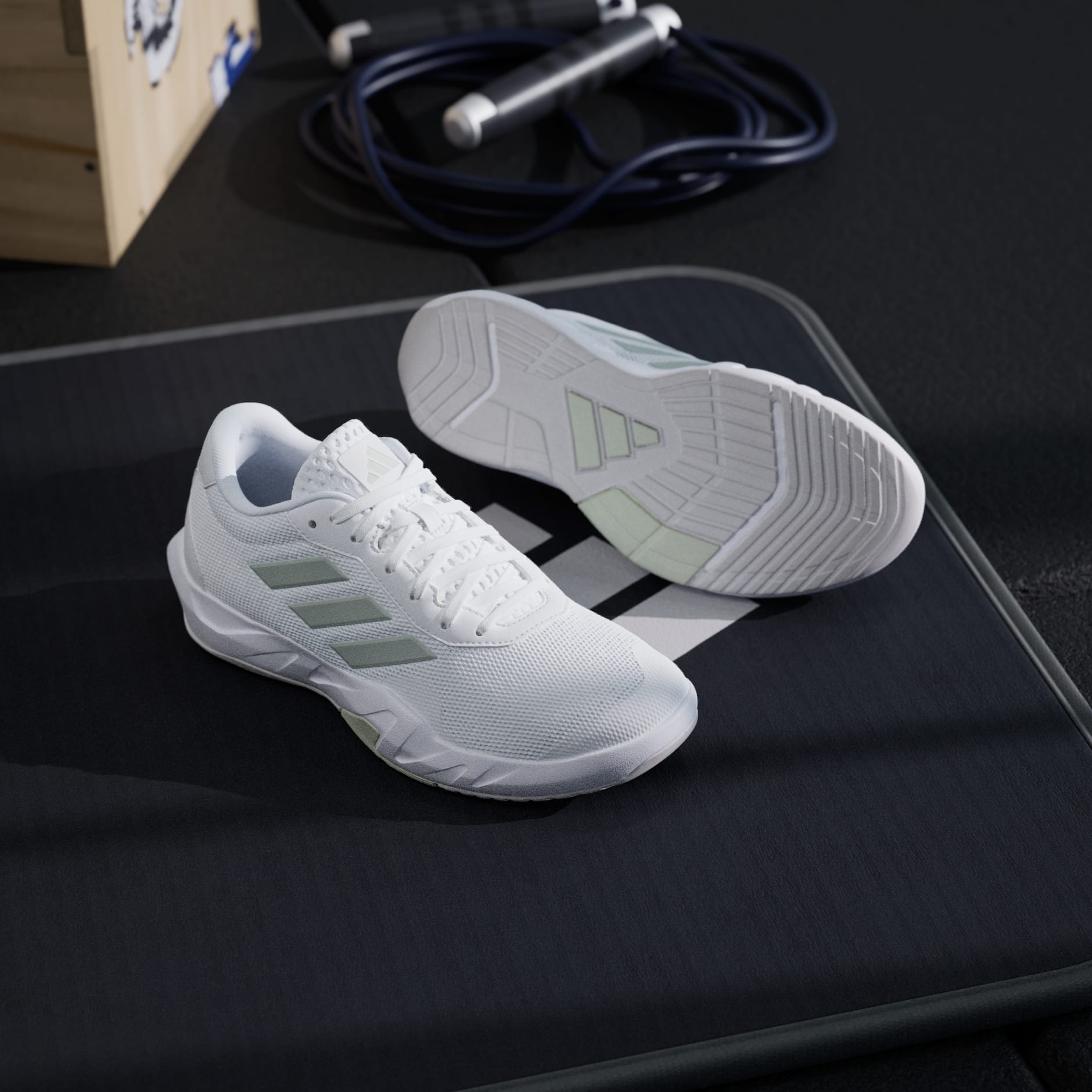 Women s Shoes Amplimove VERSATILE Trainer Shoes White adidas Saudi Arabia