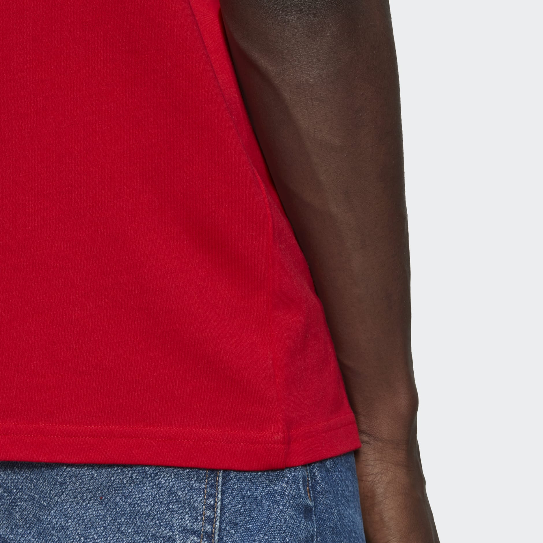 Mo Salah Icon Graphic Tee