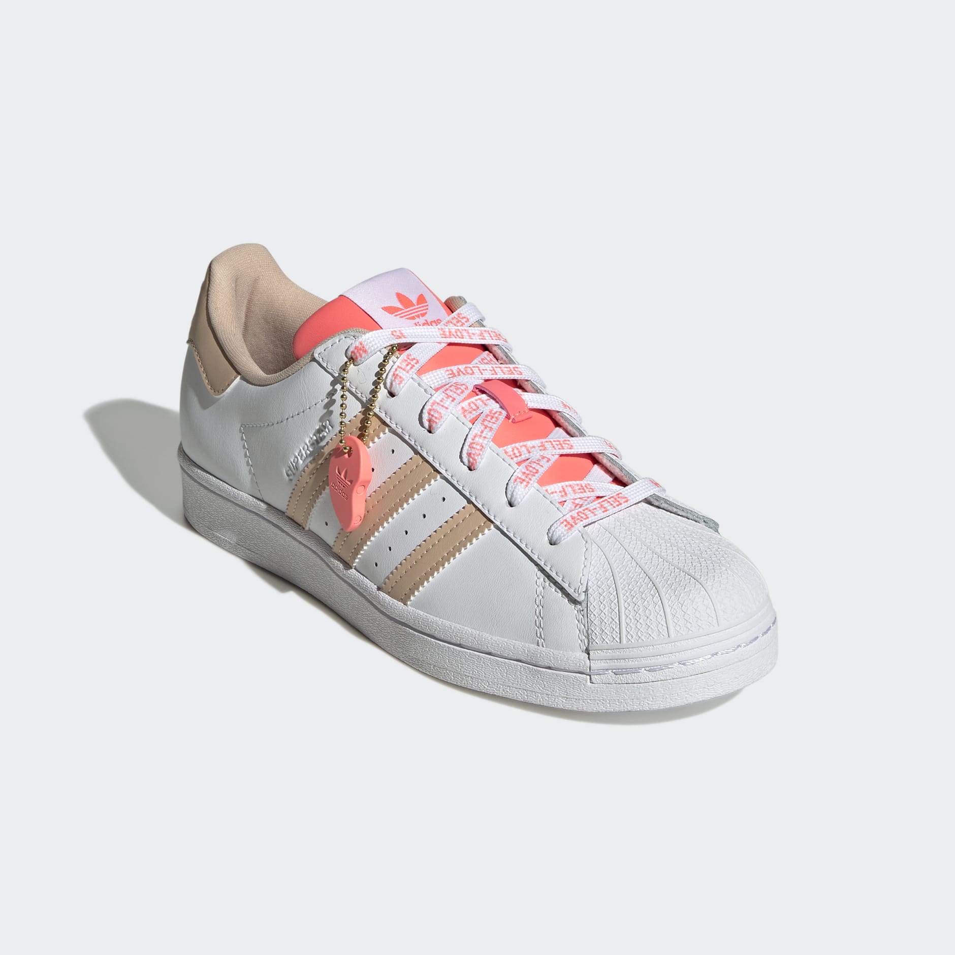 Attent genoeg landen Women's Shoes - Superstar Shoes - White | adidas Oman