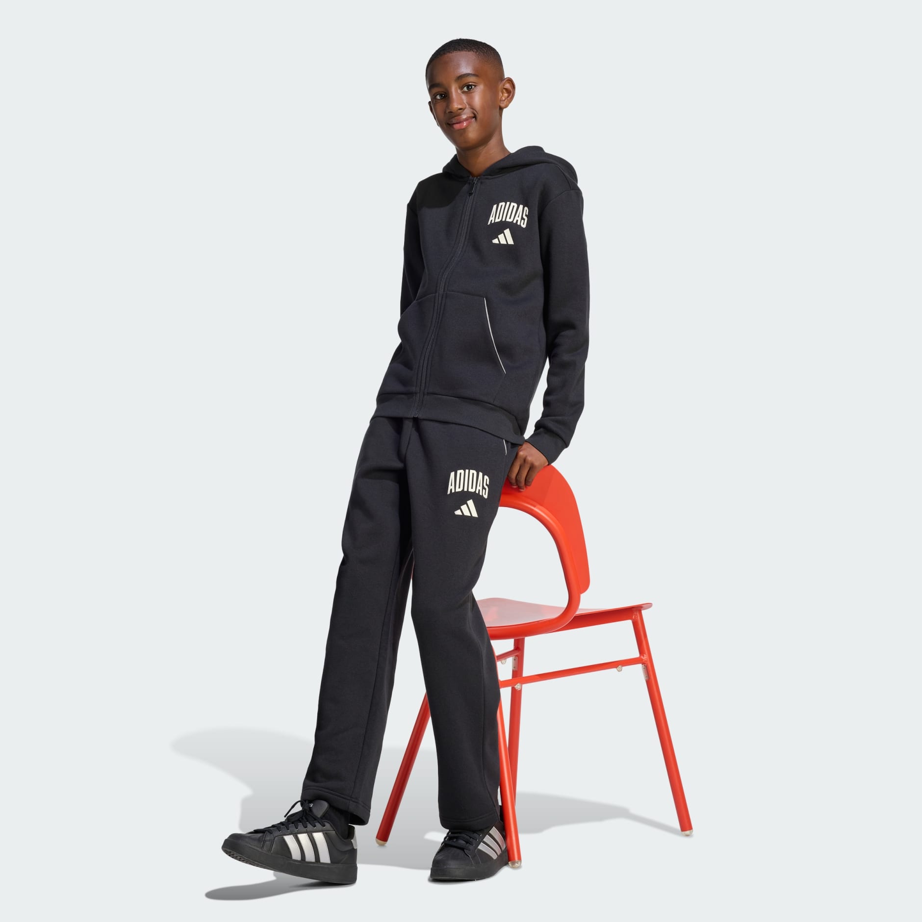 SEASONALS COLLEGIATE TYPOGRAPHY PANT