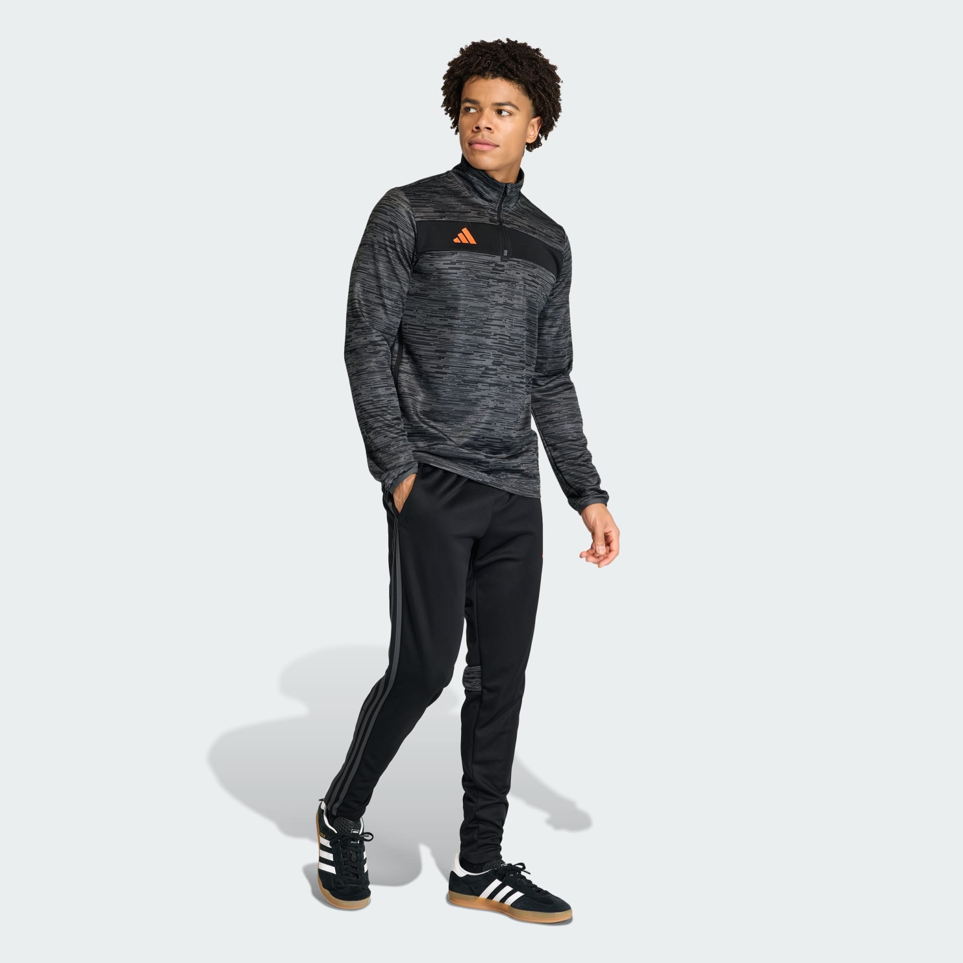 TIRO25 ESSENTIALS TRAINING TOP