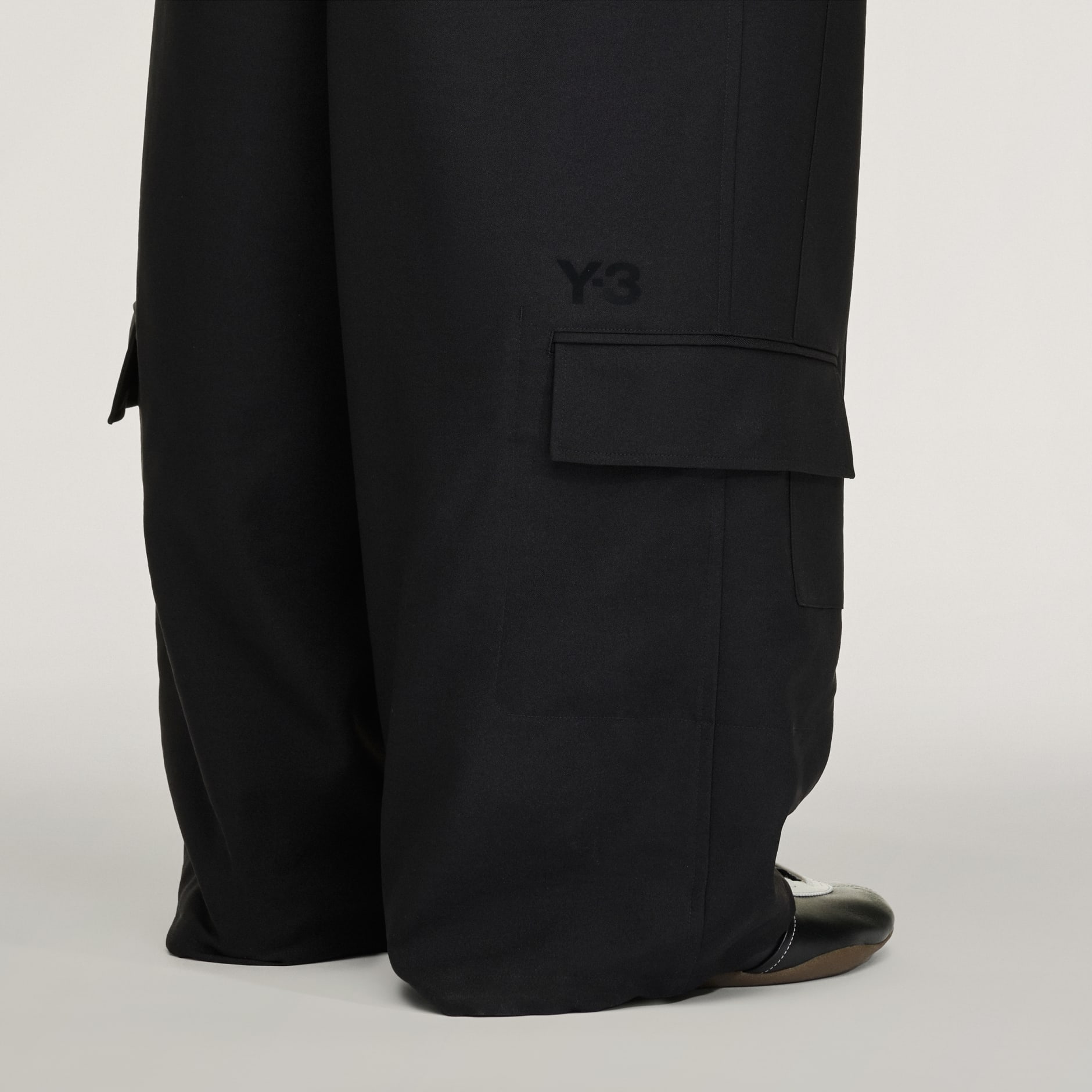 Pantaloni Y-3 Sport Uniform cu croială dreaptă
