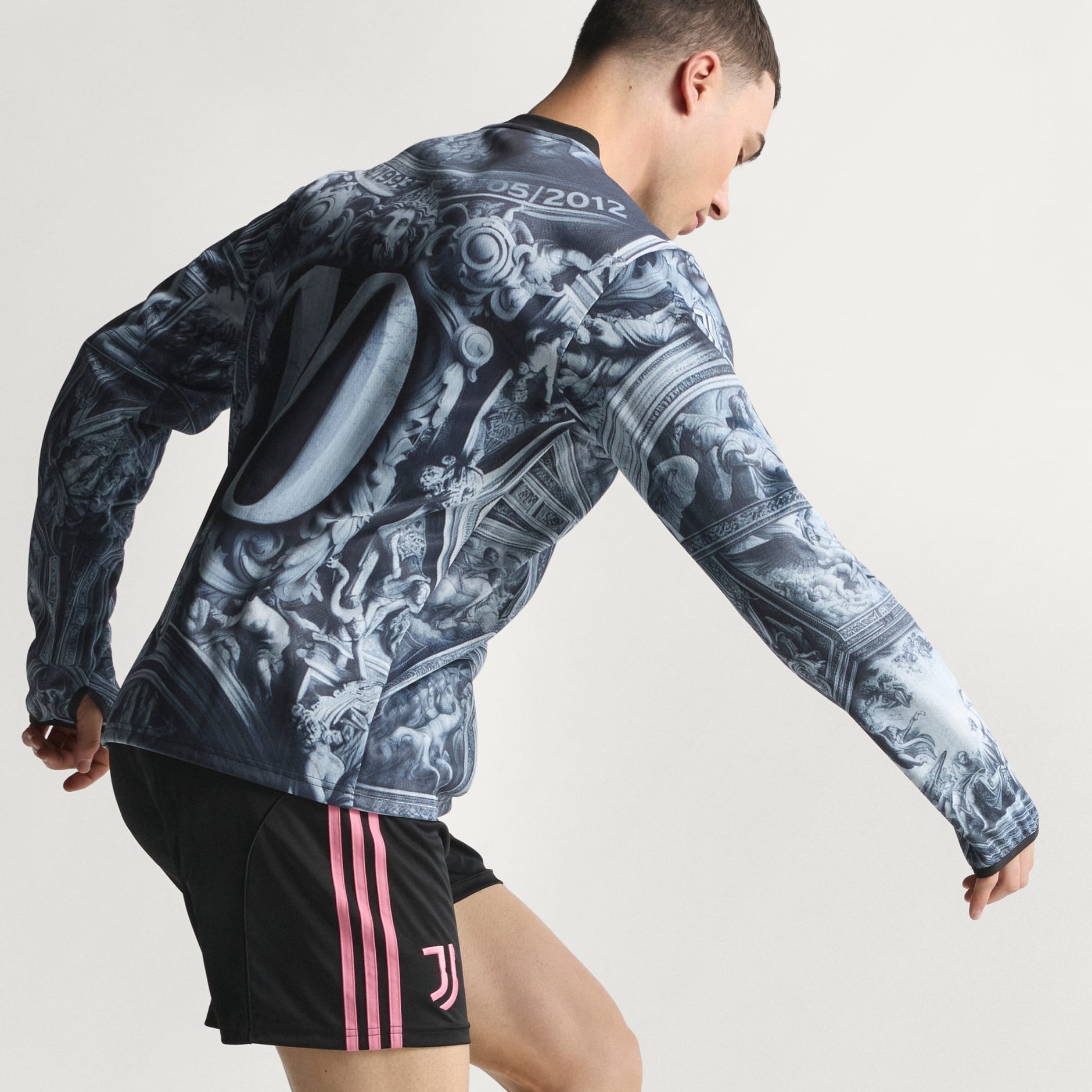 BLUZĂ JUVENTUS 25/26 PRE-MATCH WARM