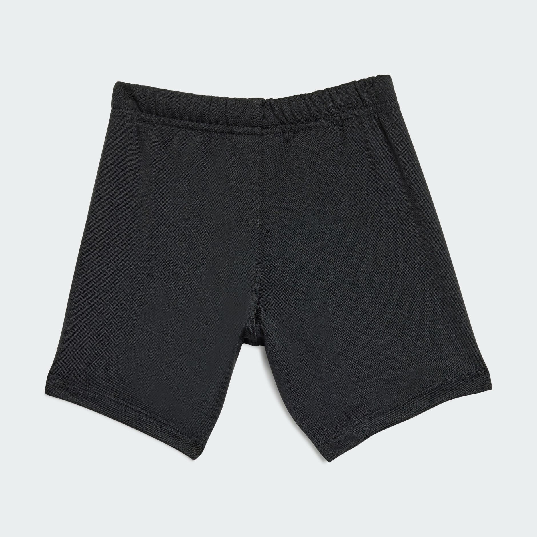 طقم تيشيرت وشورت للأطفال