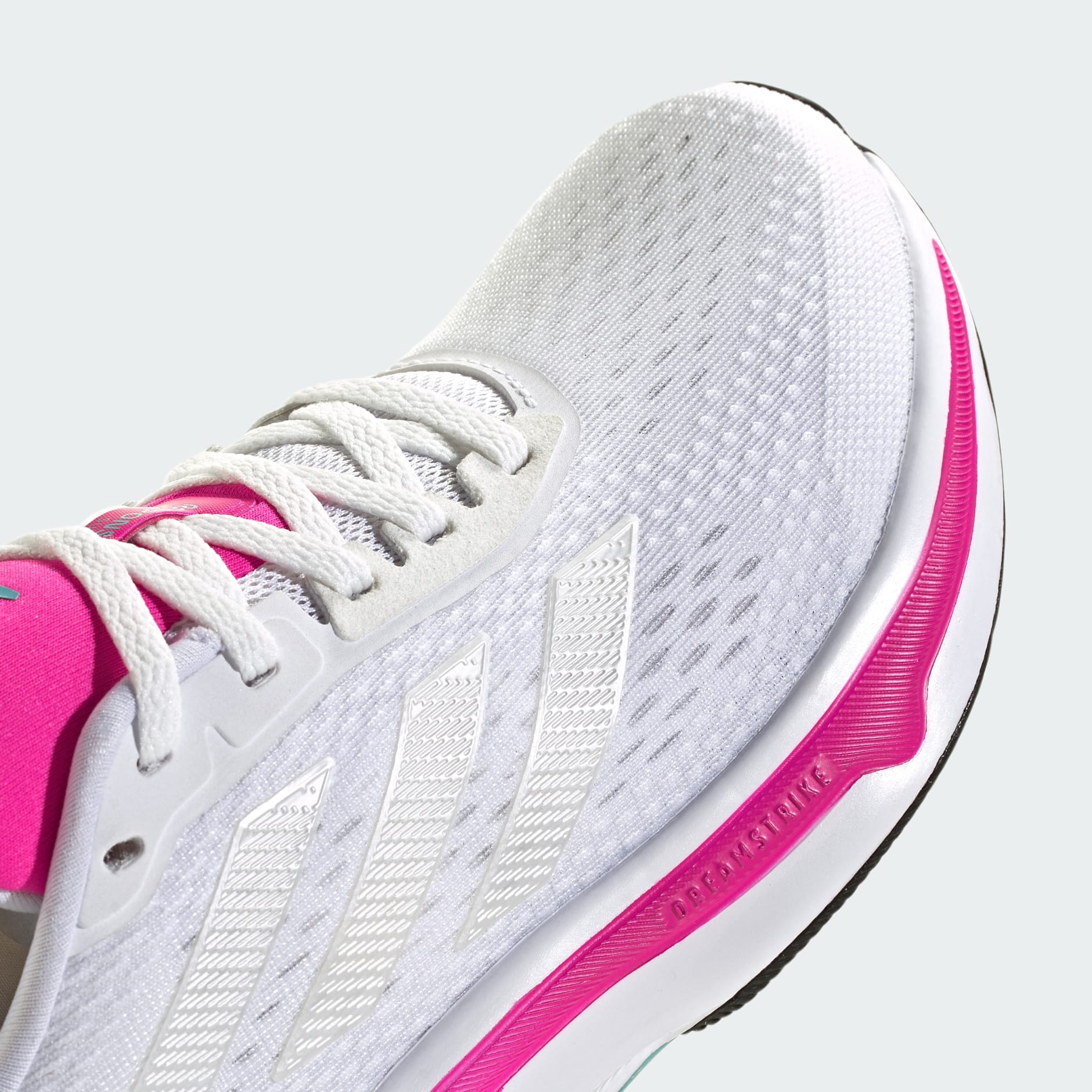 حذاء Response Super