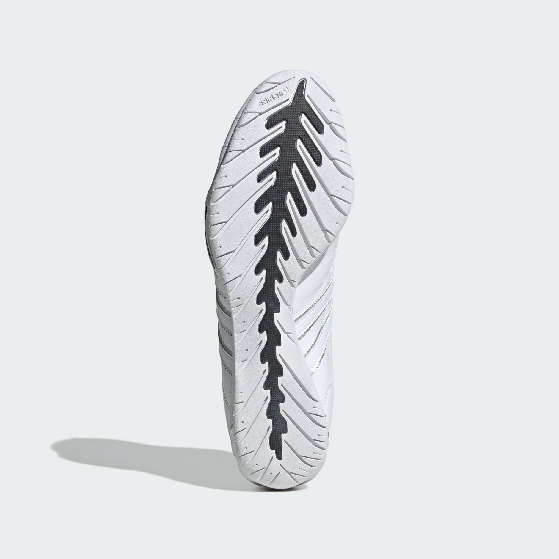 حذاء Adi Racer Lo