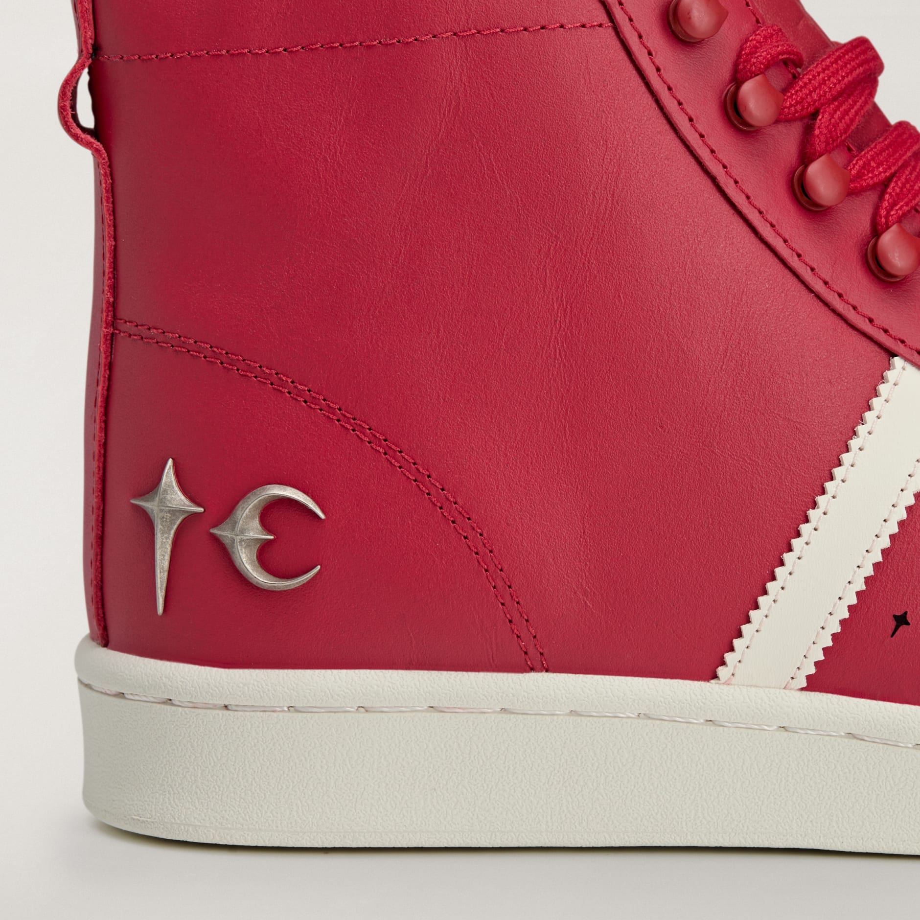 TI150 赤 F36 Shoes - SUPERSTAR BOOT LUXE TC - Multicolour | adidas Qatar