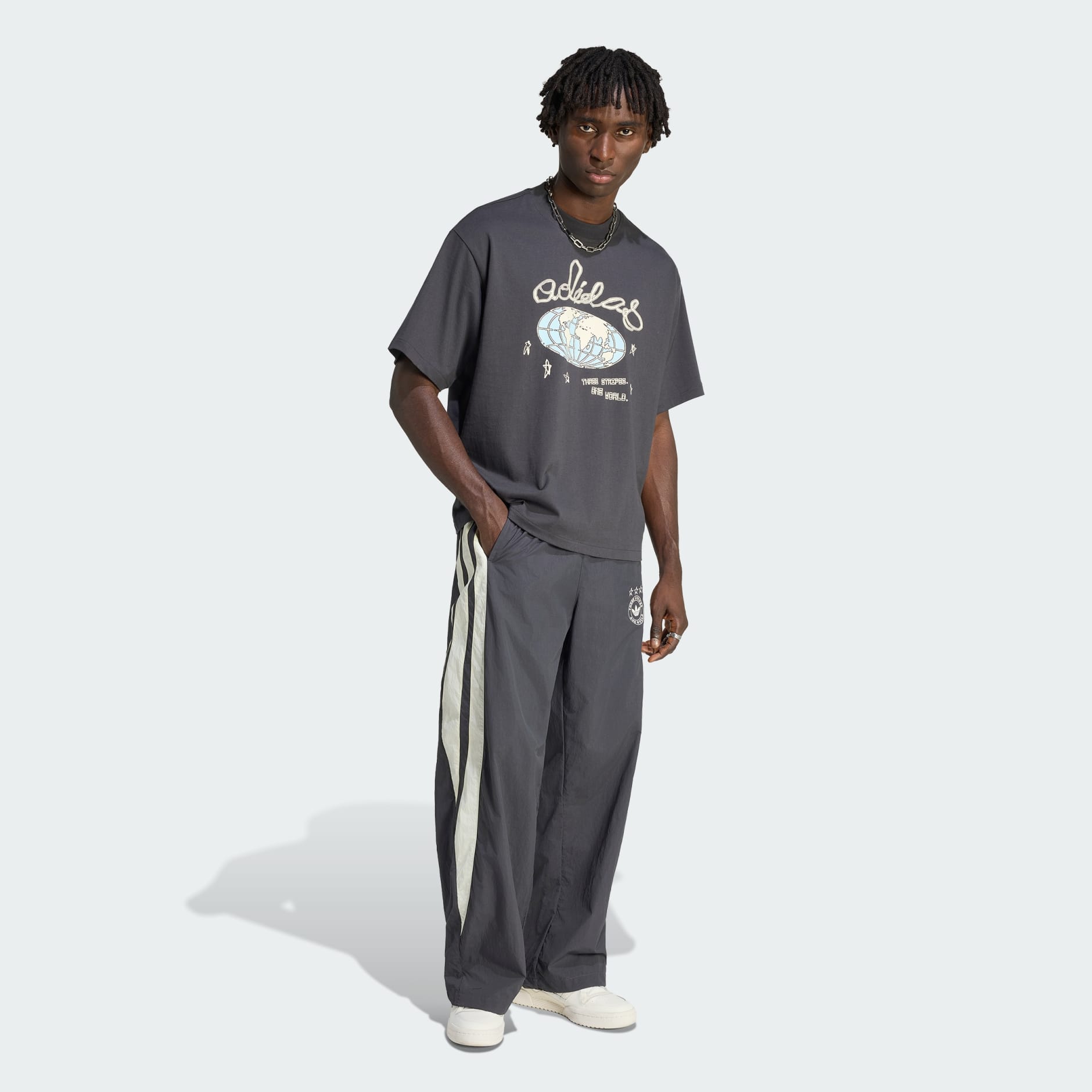 ORIGINALS ONE WORLD 圖案 T 恤