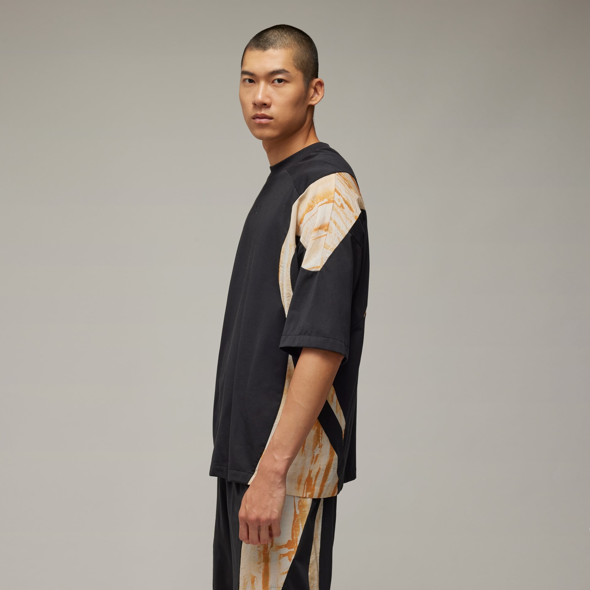 adidas Y-3 Rust Dye Short Sleeve Tee - Black | adidas UAE