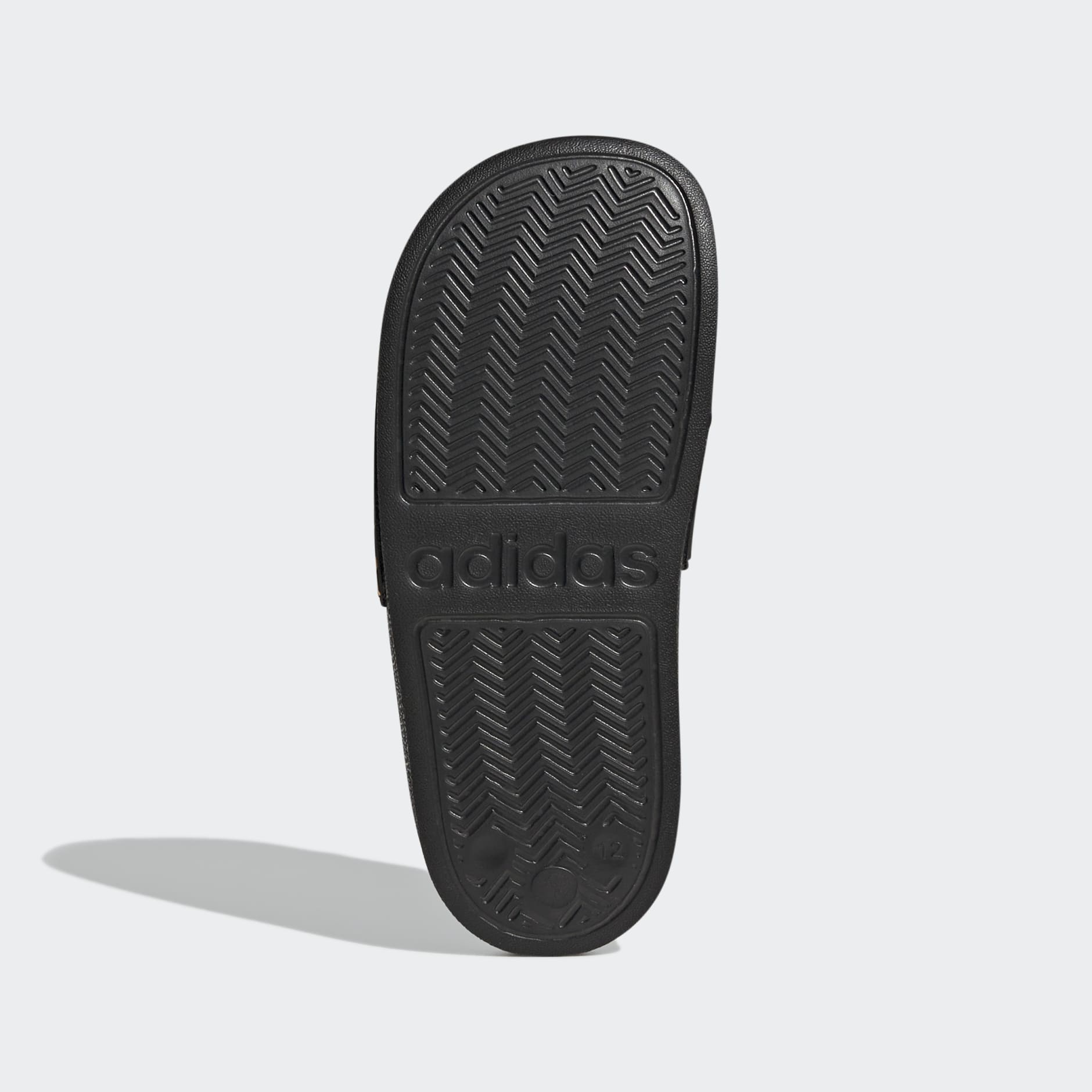 Messi Adilette Shower Slides
