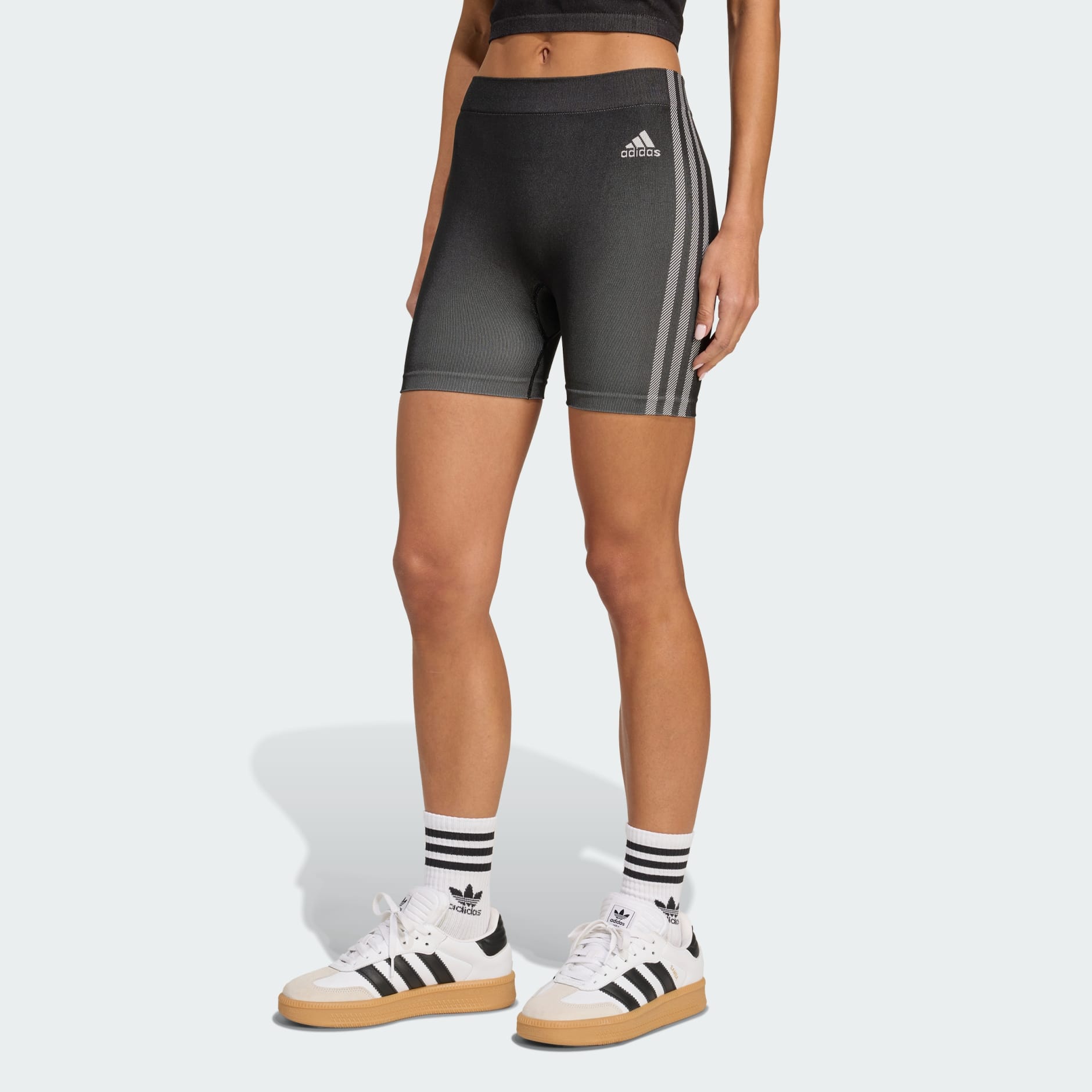 Seamless Booty Shorts