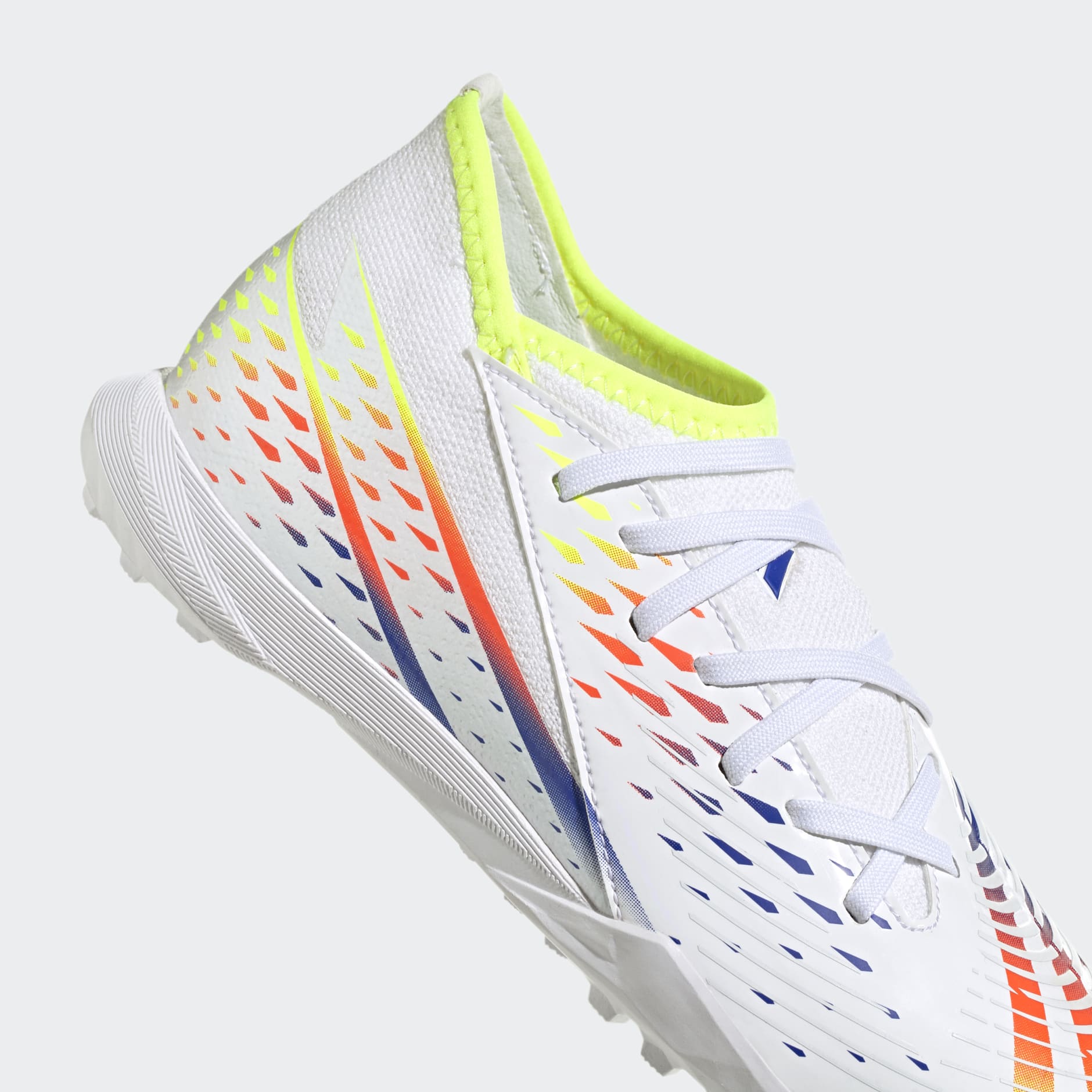 Predator Edge.3 Turf Boots