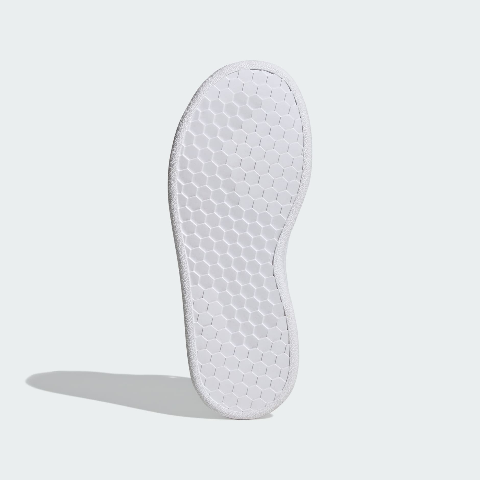 Advantage Court Lifestyle Hook-and-Loop Shoes
