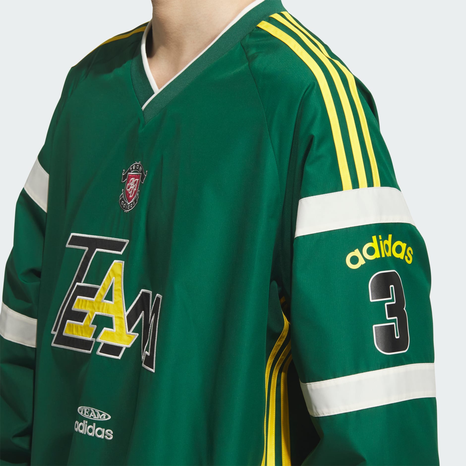 TEAM ADIDAS WOVEN PULLOVER