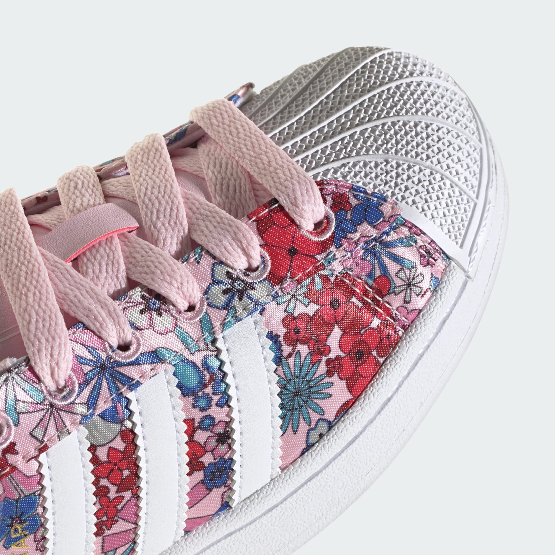 PANTOFI SPORT ADIDAS LIBERTY LONDON SUPERSTAR II