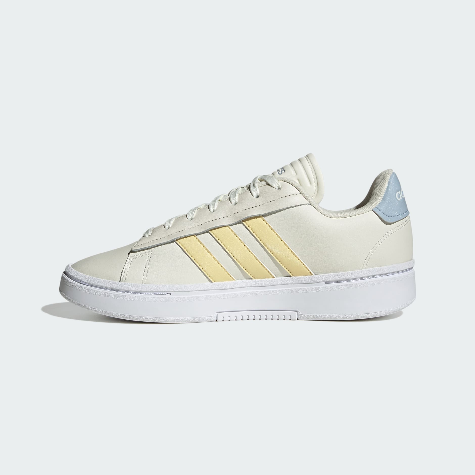 Adidas grand 2024 court 92