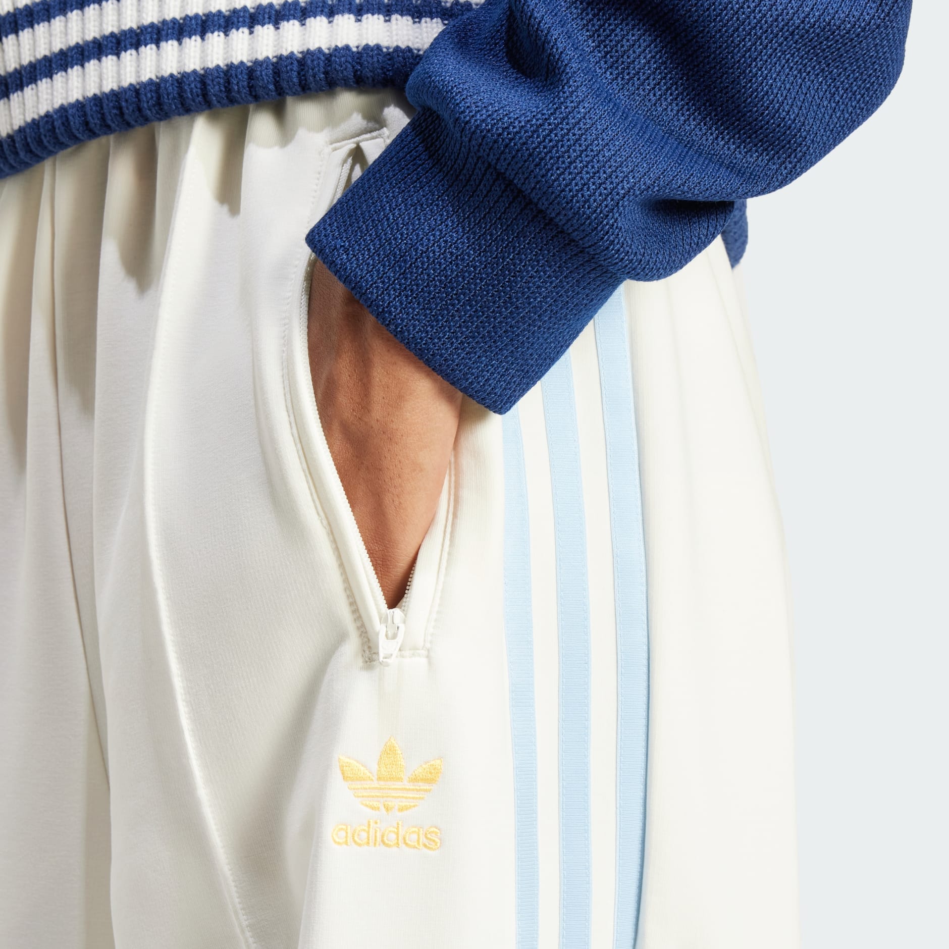 Throwback best sale adidas sweatsuit