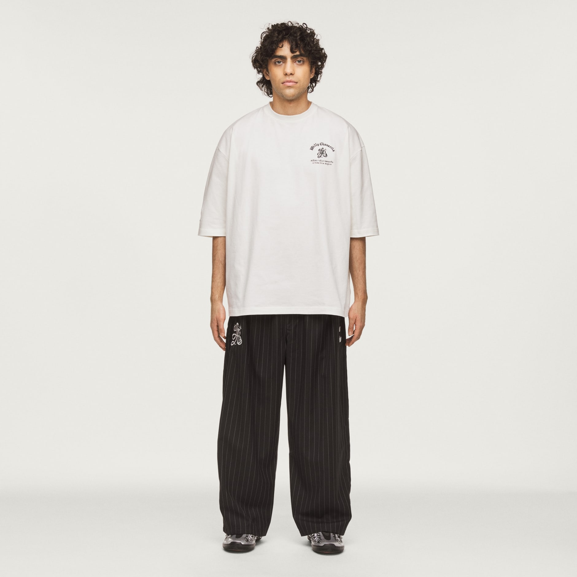 Pantaloni de trening cu dungi subțiri Chavarria