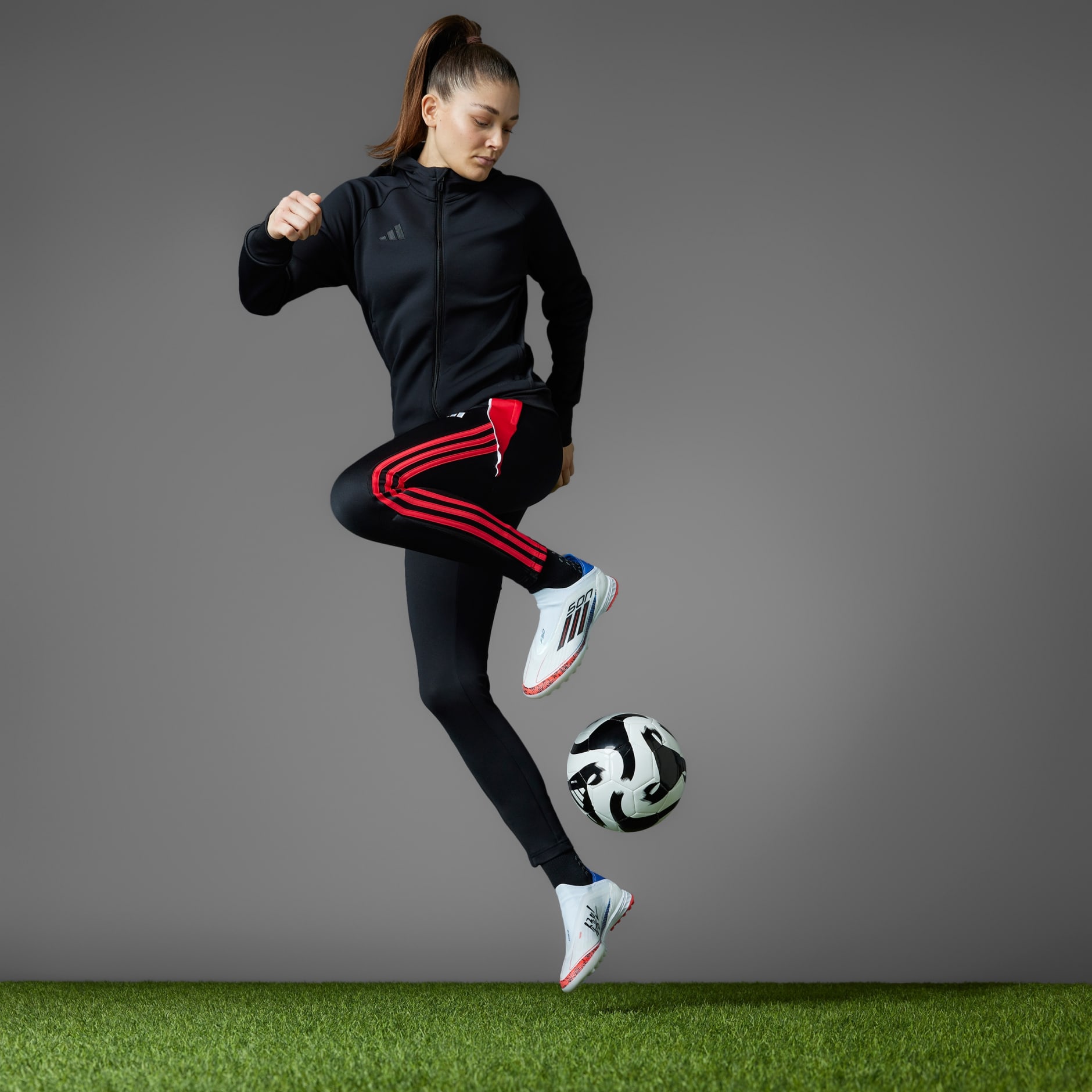 F50 Pro Son Laceless Turf Boots