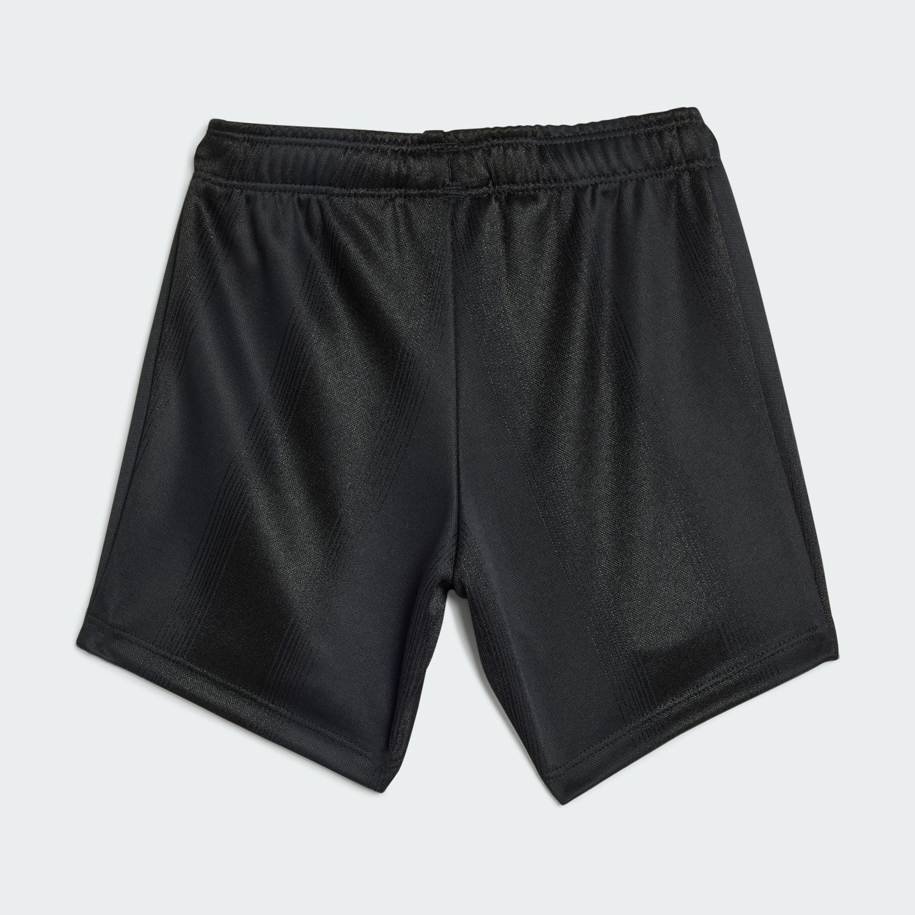 طقم تيشيرت للأطفال