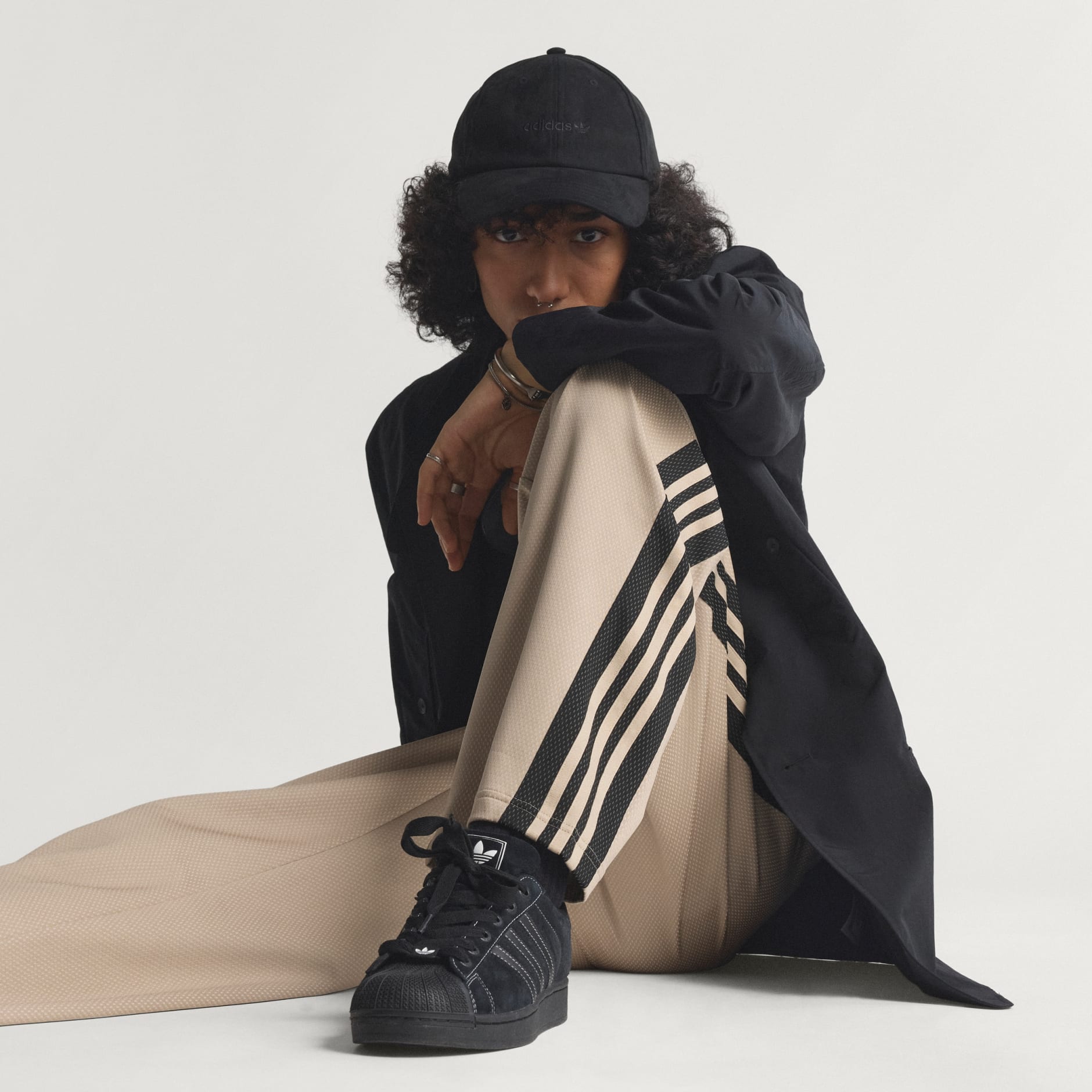 LOOSE MESH TRACKPANTS