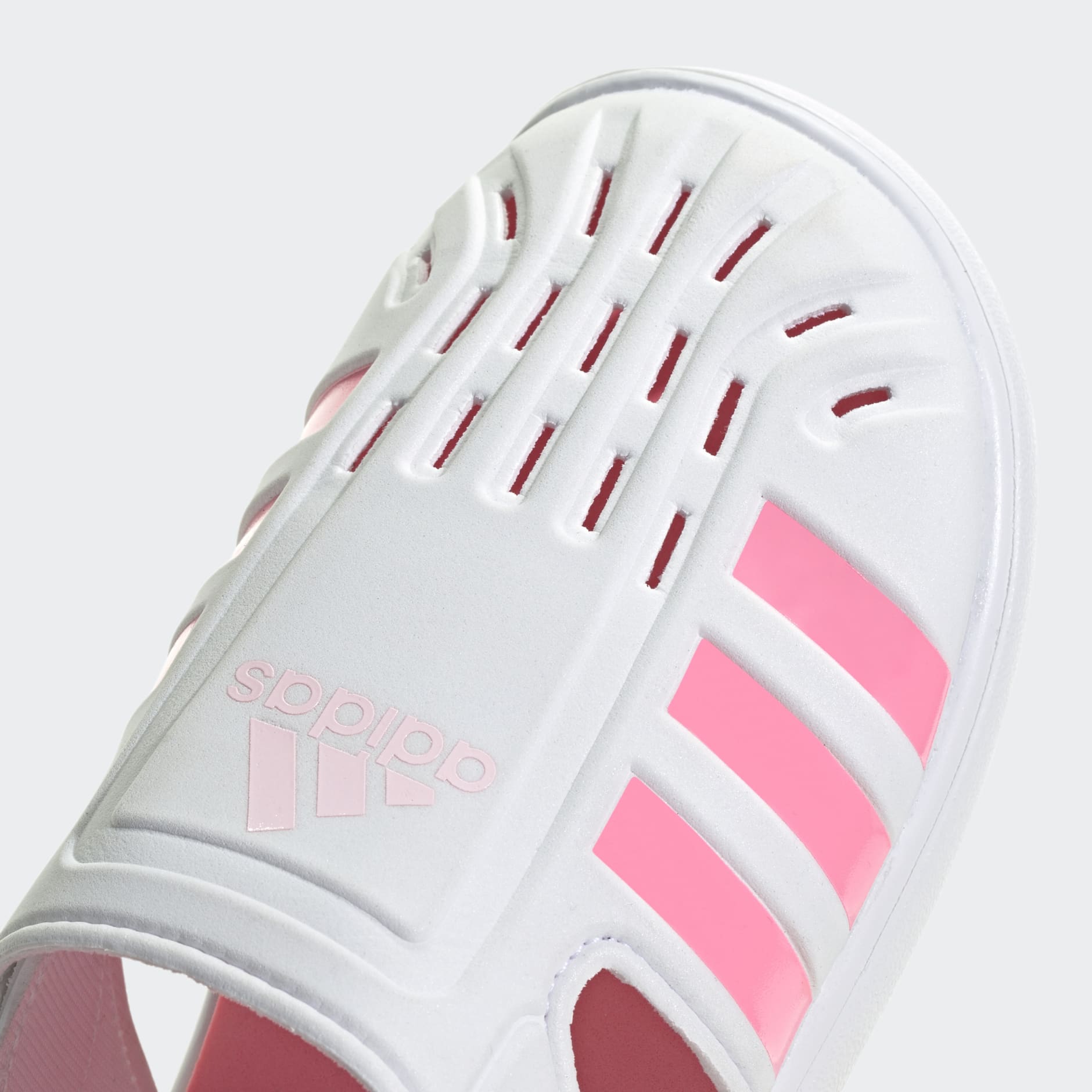 Summer Closed Toe Water Sandals