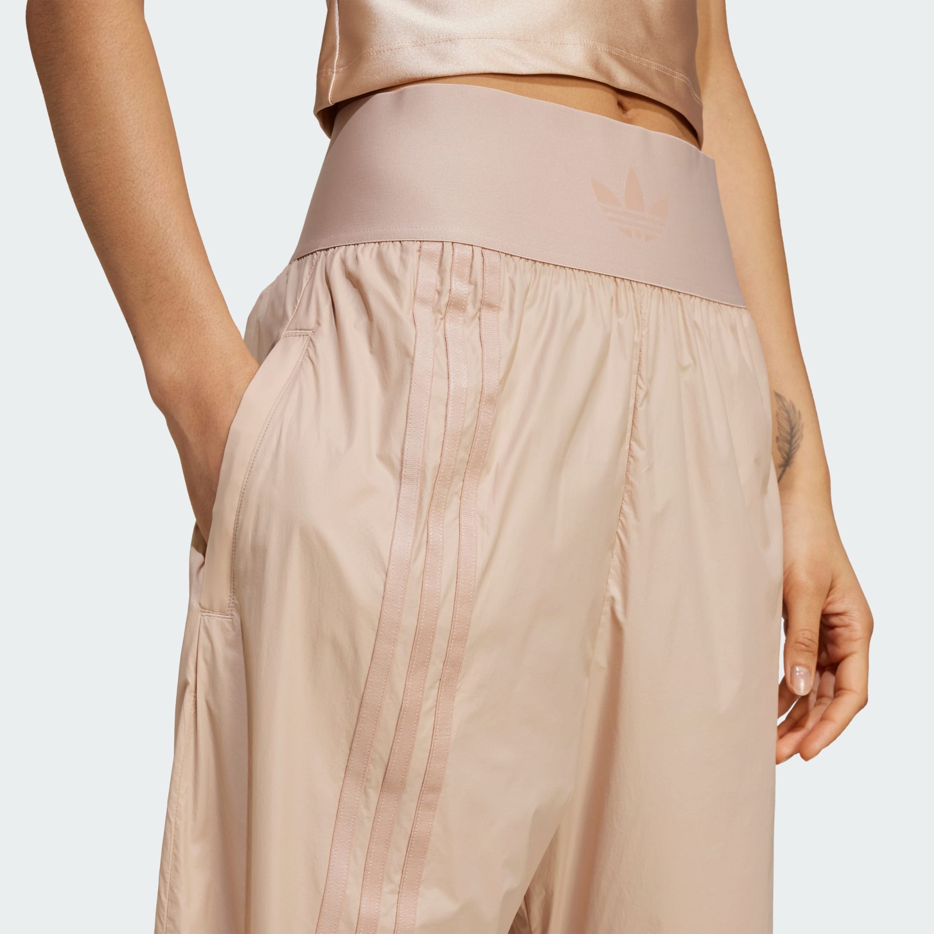 Pantaloni jogger cu talie lată