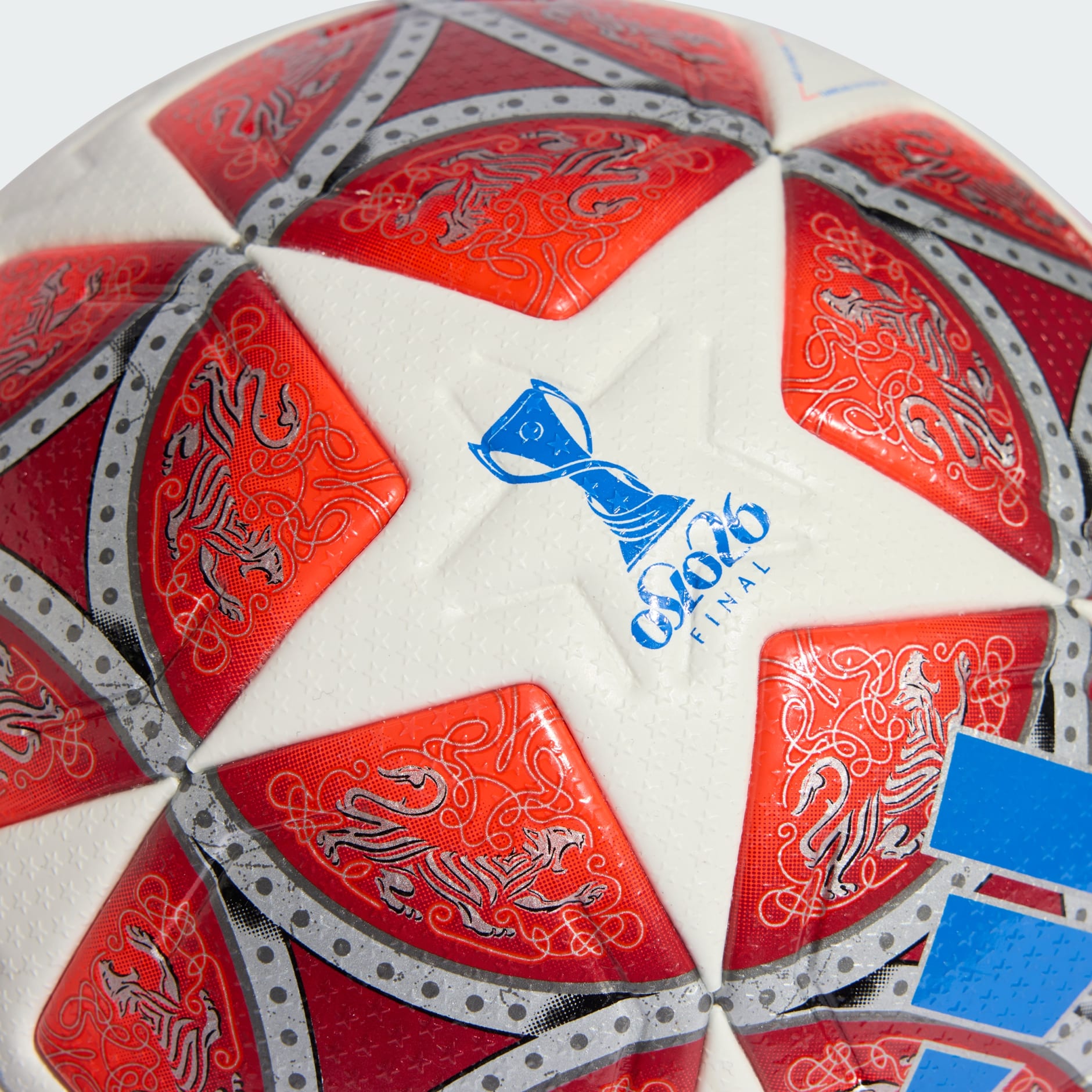 UEFA WOMENS CHAMPIONS LEAGUE PRO BALL
