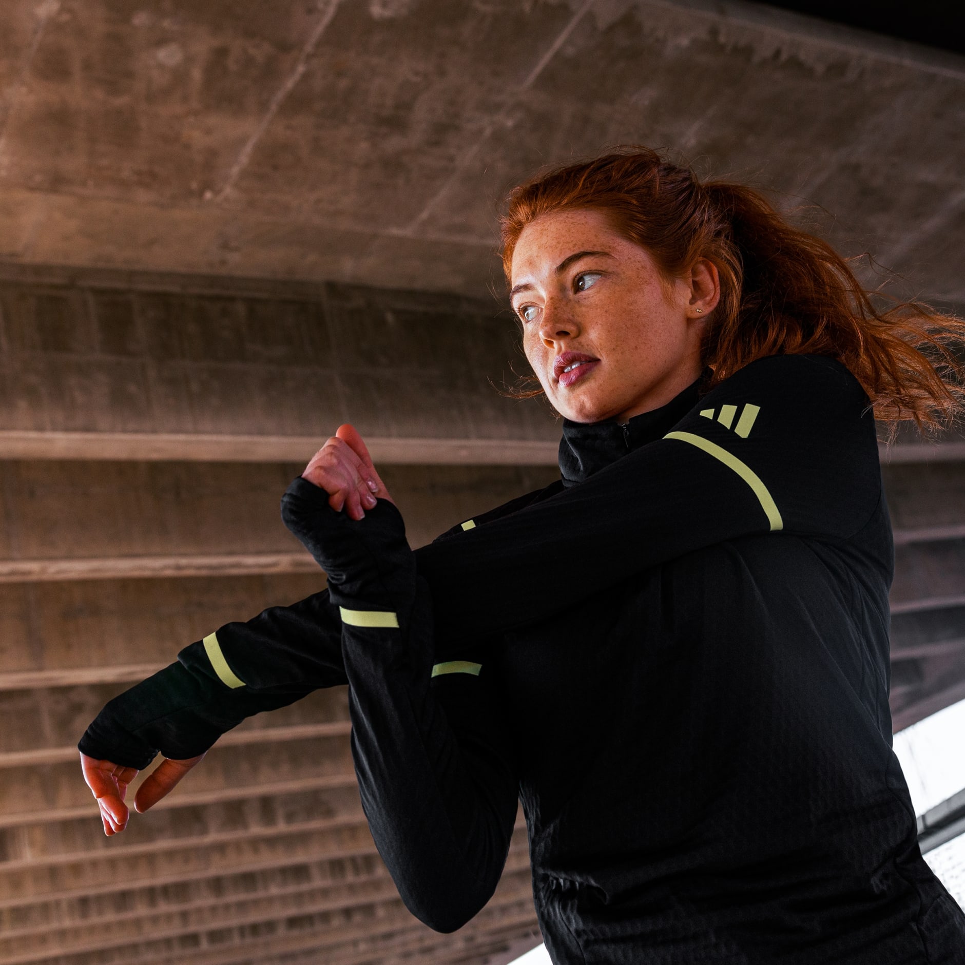 توب Reflect At Night X-City Long Sleeve Running