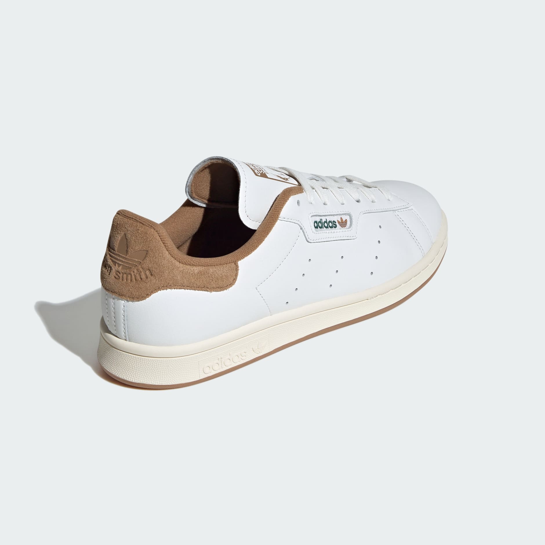 STAN SMITH