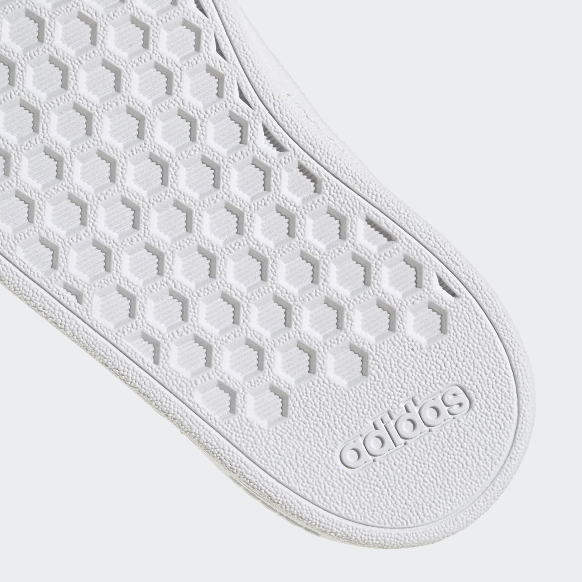 Grand Court Lifestyle Hook and Loop Shoes