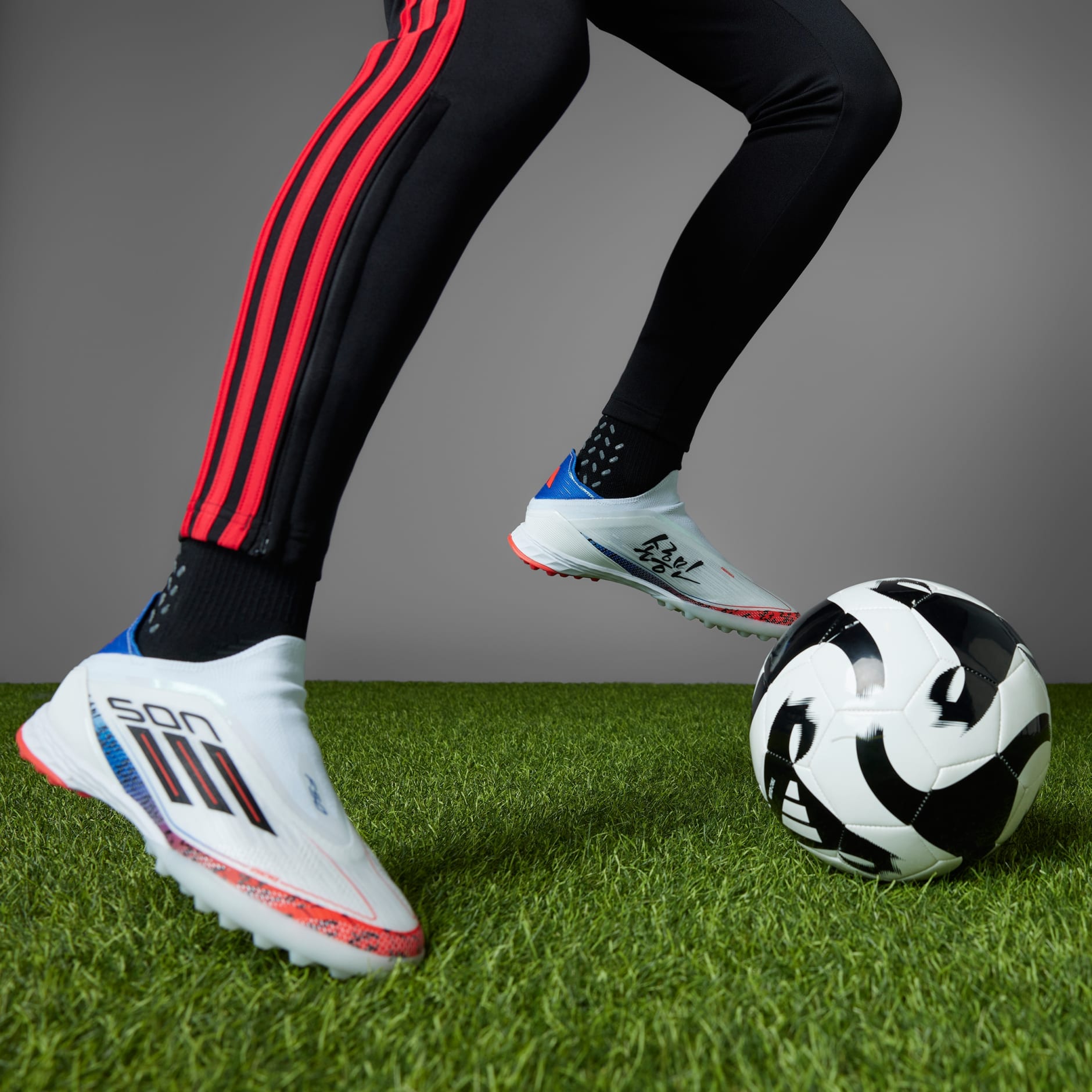 靴 ffwfoi adidas F50 League Junior Laceless FG Football Boots UK 11K