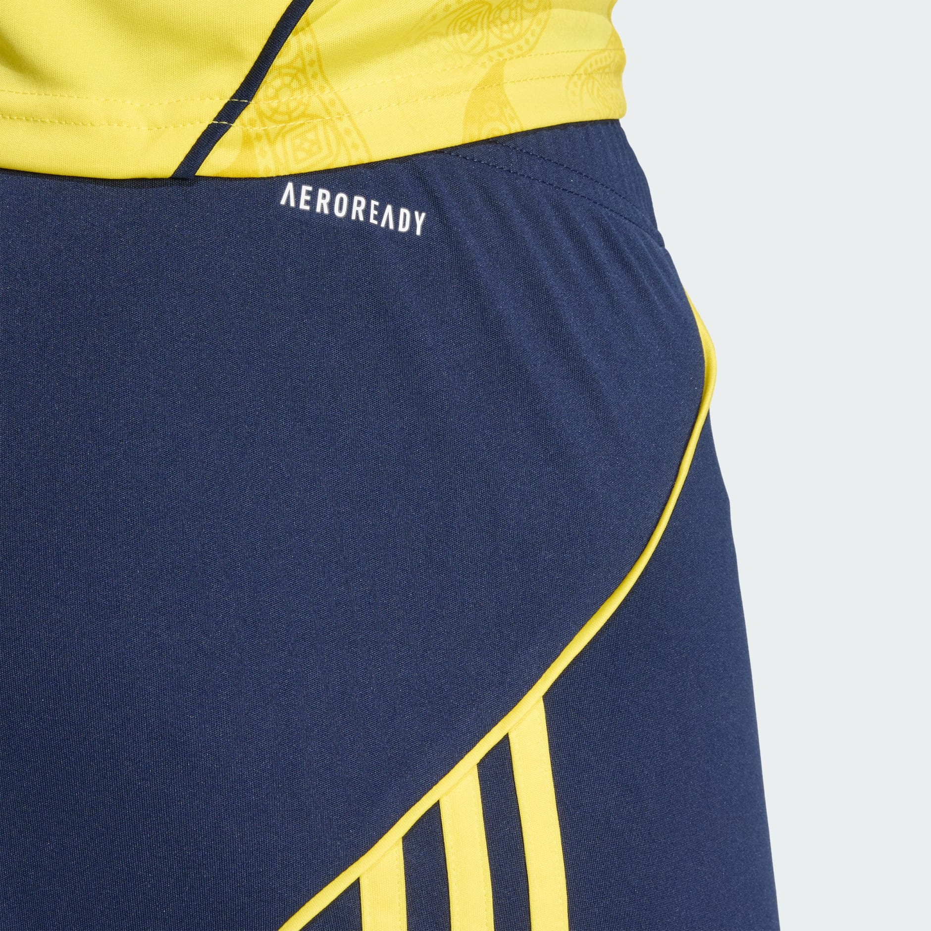 AlNassr FC 25/26 Home Shorts