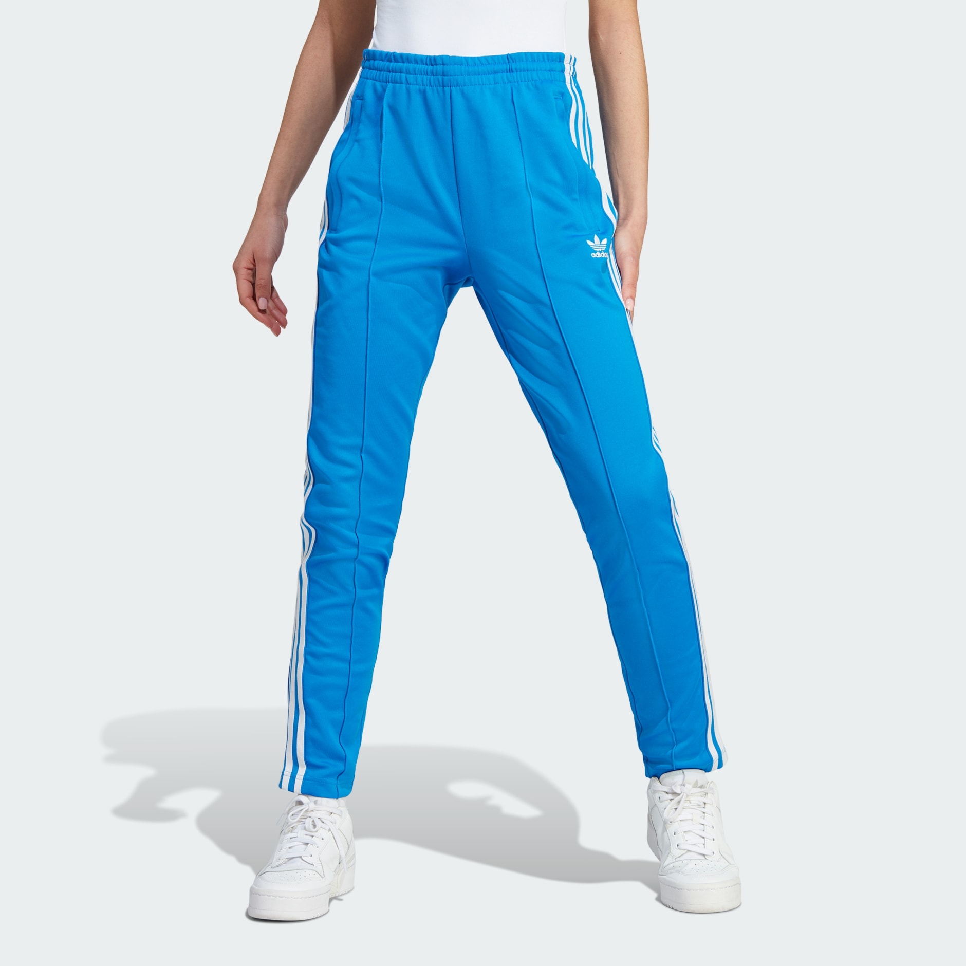 Women Solid Blue Track Pants