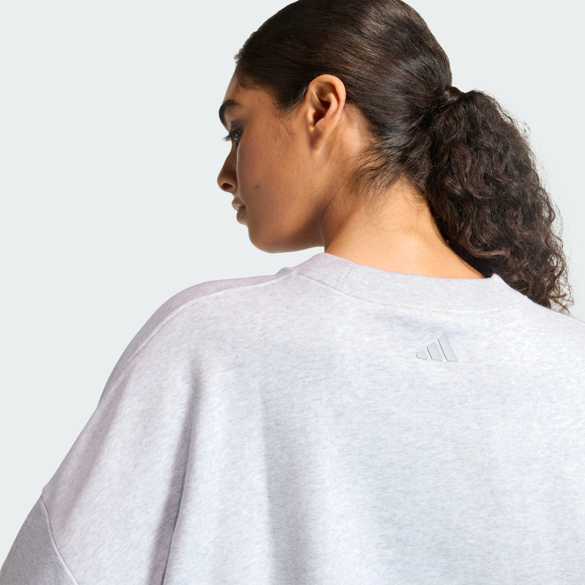 Bluză sport Seasonal Essentials Colorpop cu grafică brodată