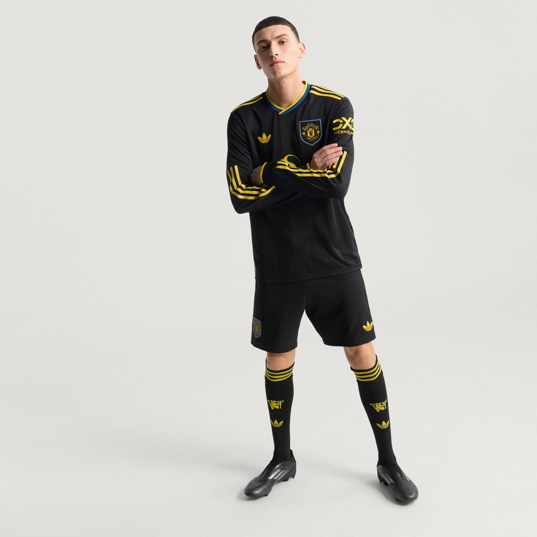 Autentični treći dres dugih rukava Manchester United 25/26