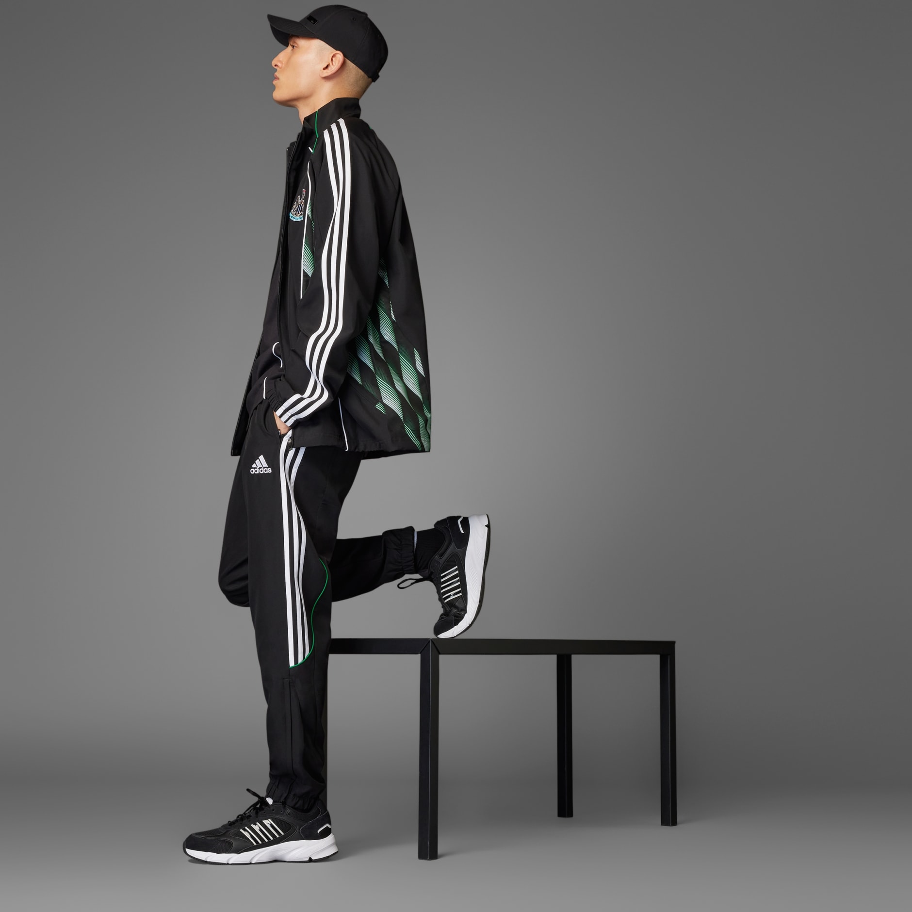 Clothing - Newcastle United FC UBP Track Pants - Black