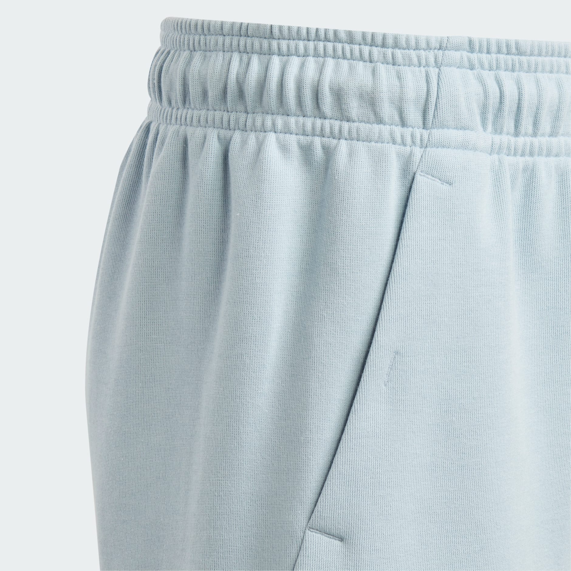 Future Icons Logo 8-Inch Shorts