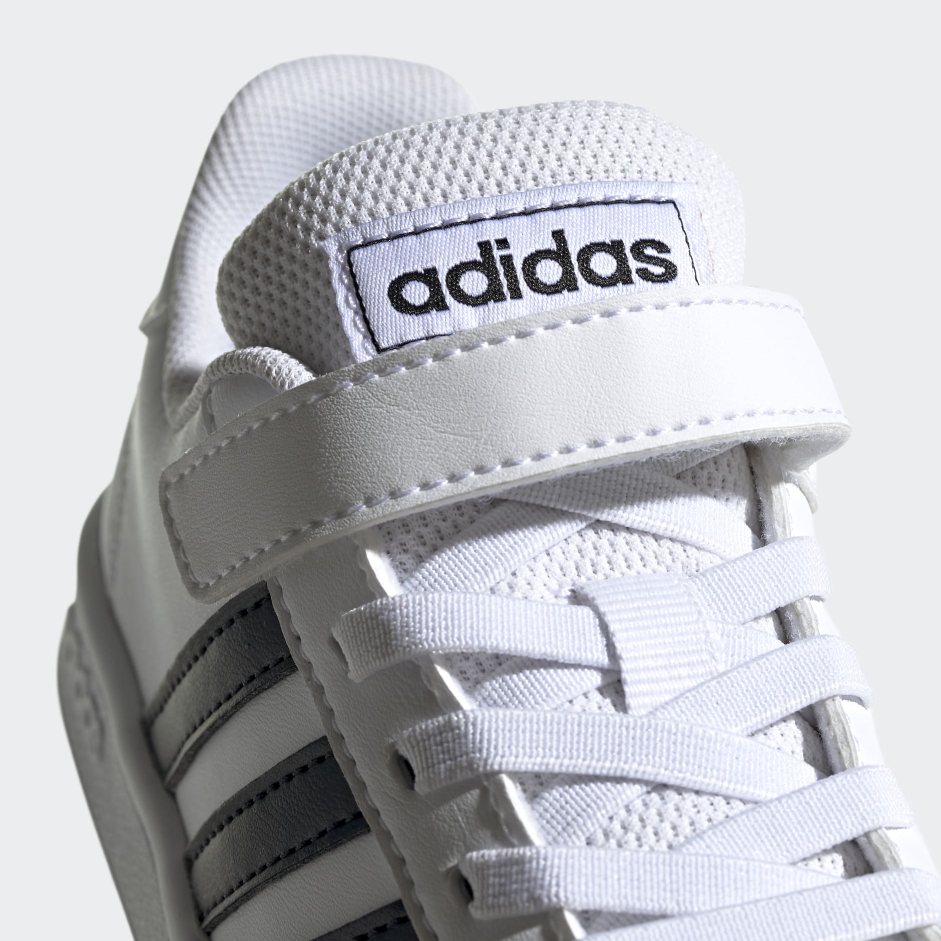Grand Court Shoes