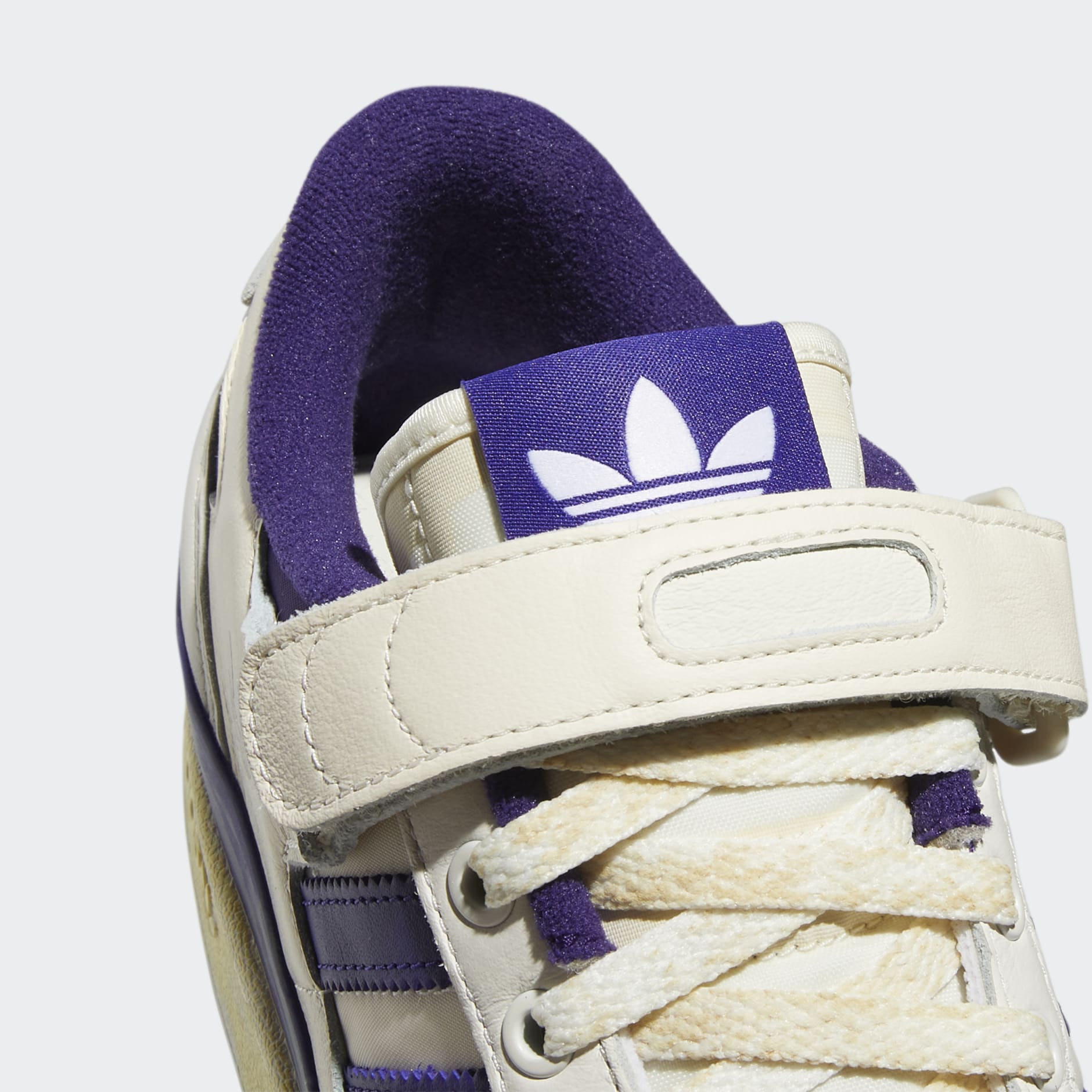 All products - Forum 84 Low AEC Shoes - White | adidas Oman