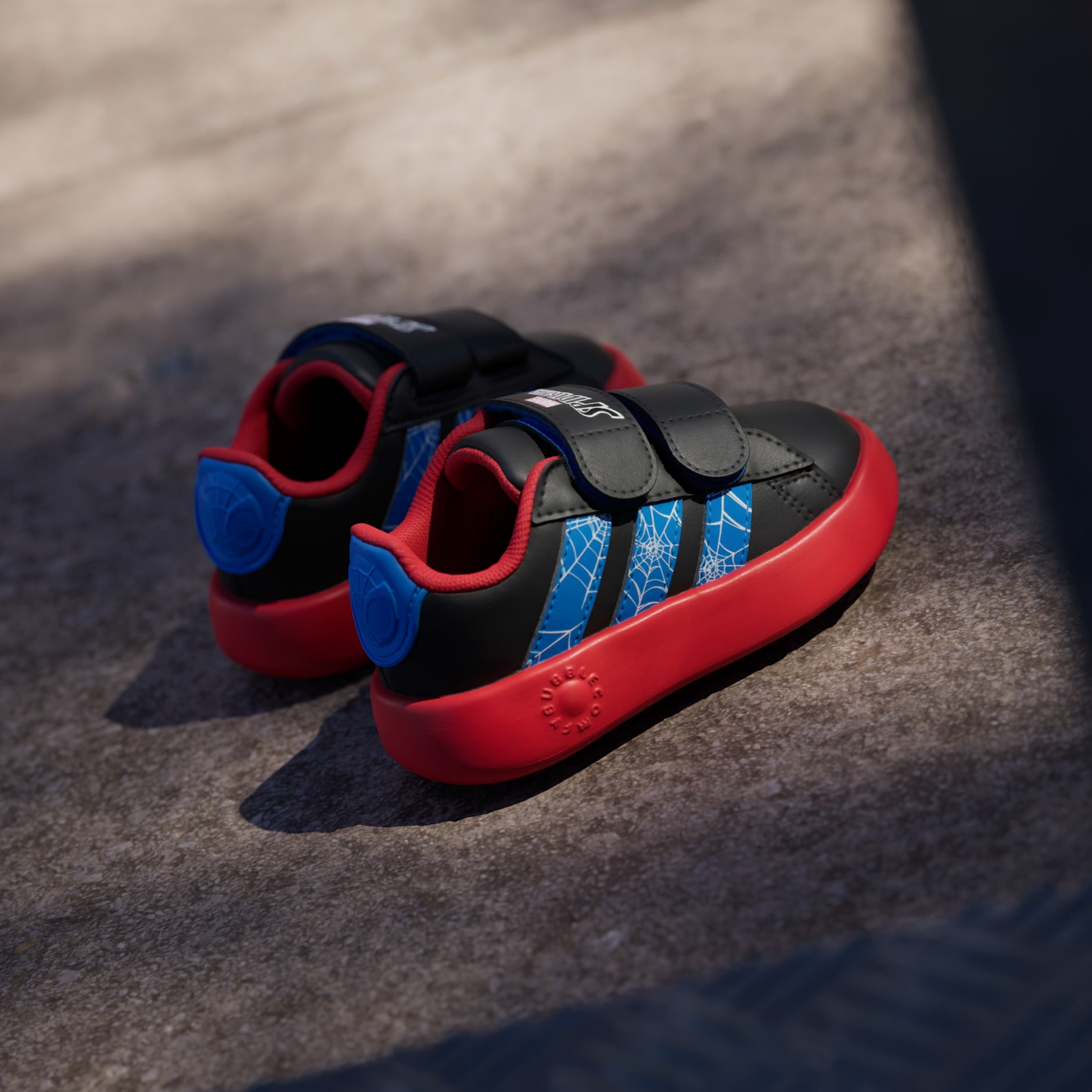 Dječje tenisice adidas x Marvel Spider-Man Grand Court