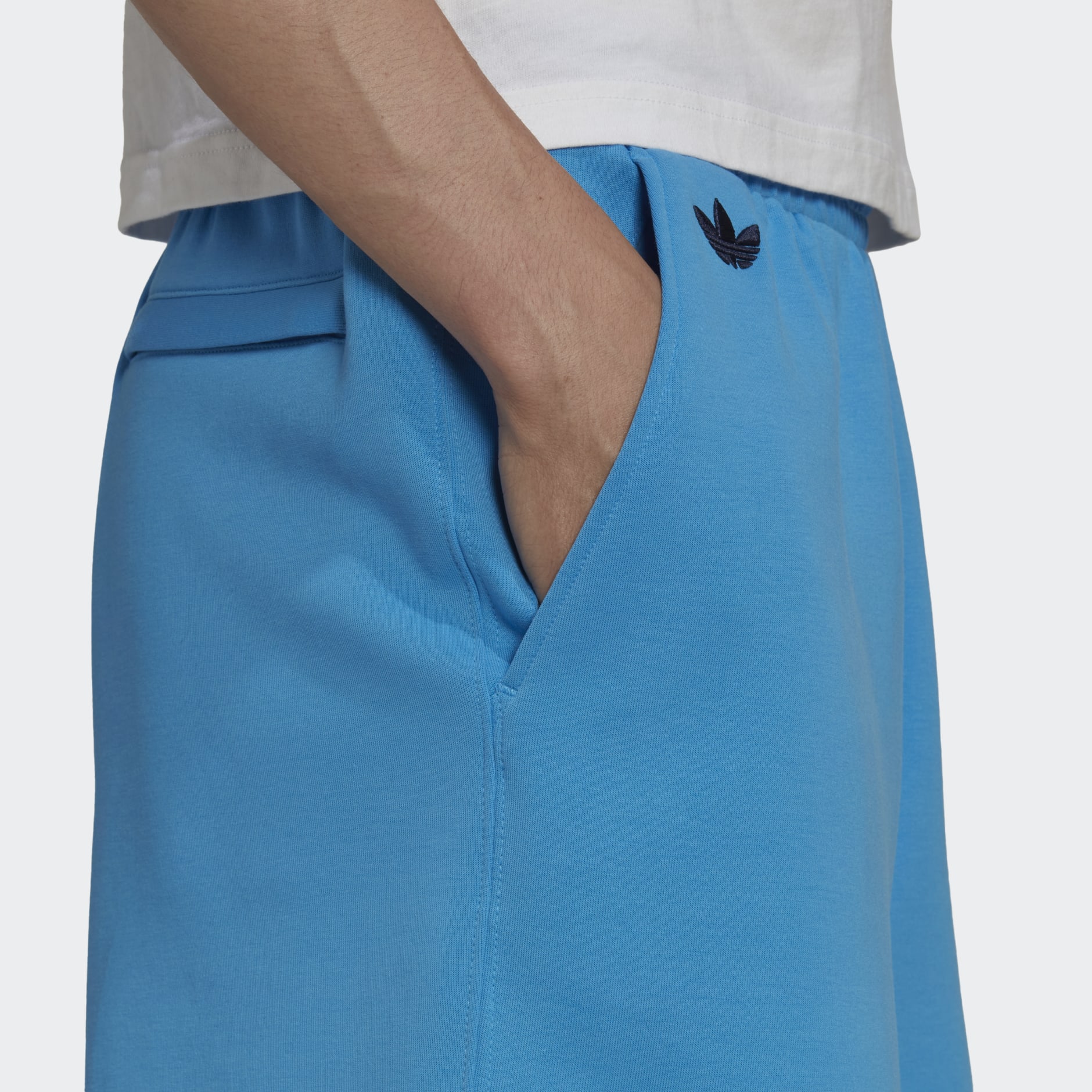 Clothing - Adicolor Neuclassics Shorts - Blue | adidas South Africa
