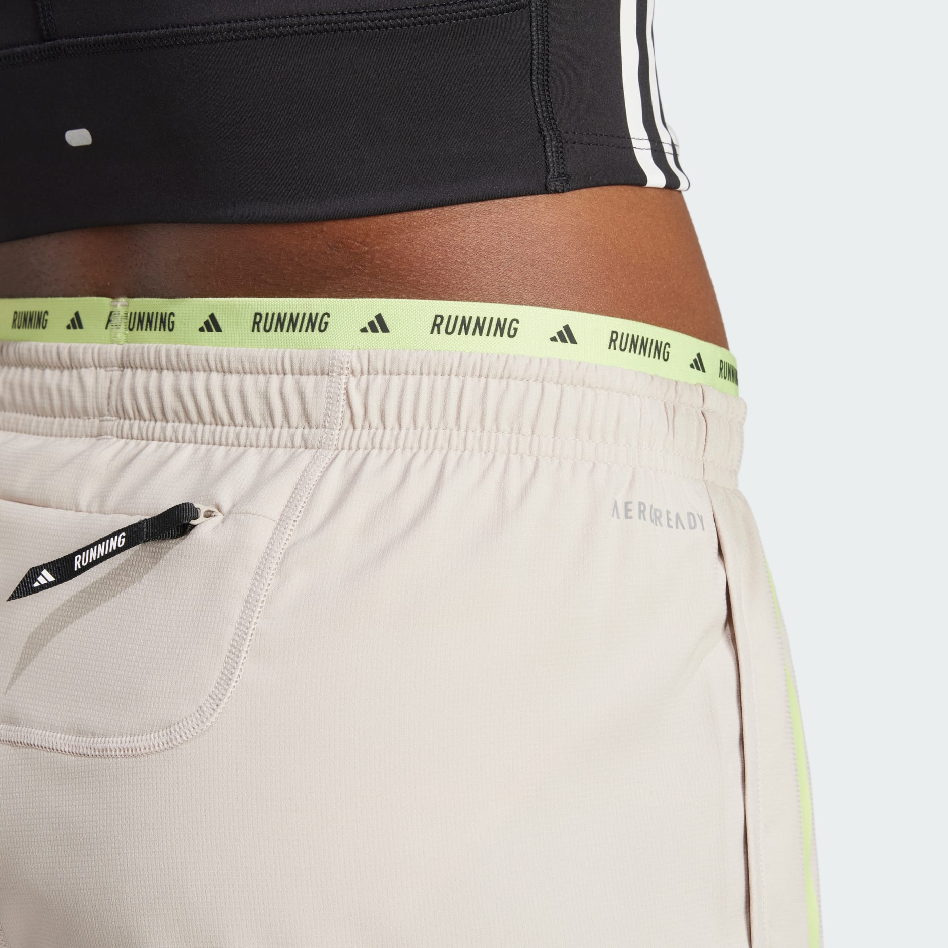 מכנסים קצרים 3 פסים Own the Run