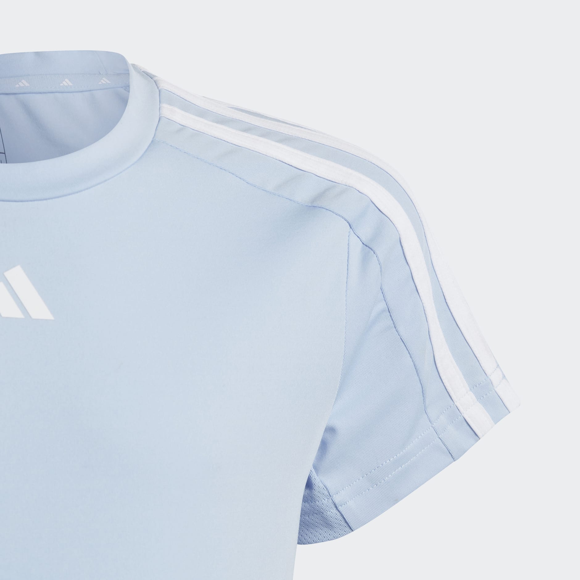 Tricou sport pe corp cu 3 dungi Train Essentials AEROREADY