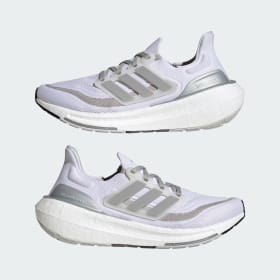 White on sale nike boost