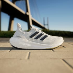 Ultra boost outlet triple white women