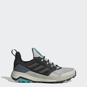 adidas traxion trainers