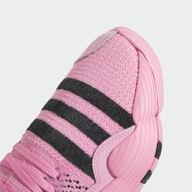 Adidas pink basketball clearance shoes