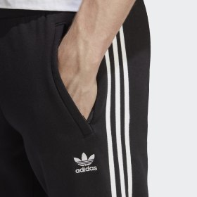 All black shop adidas pants